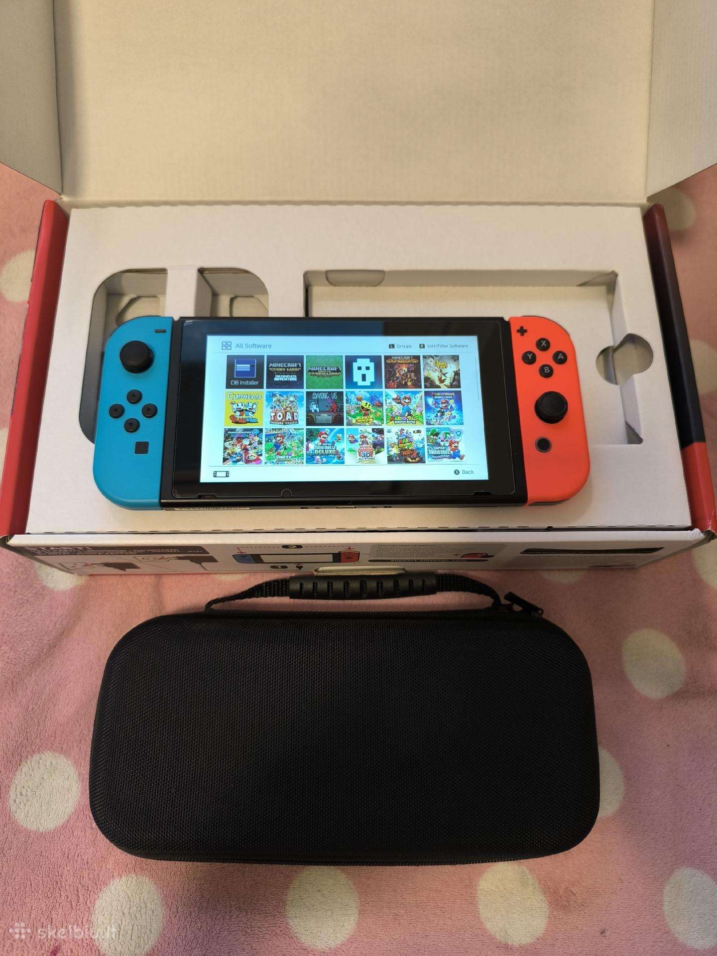 Atrištas Nintendo Switch V2 256gb 36 žaidimai