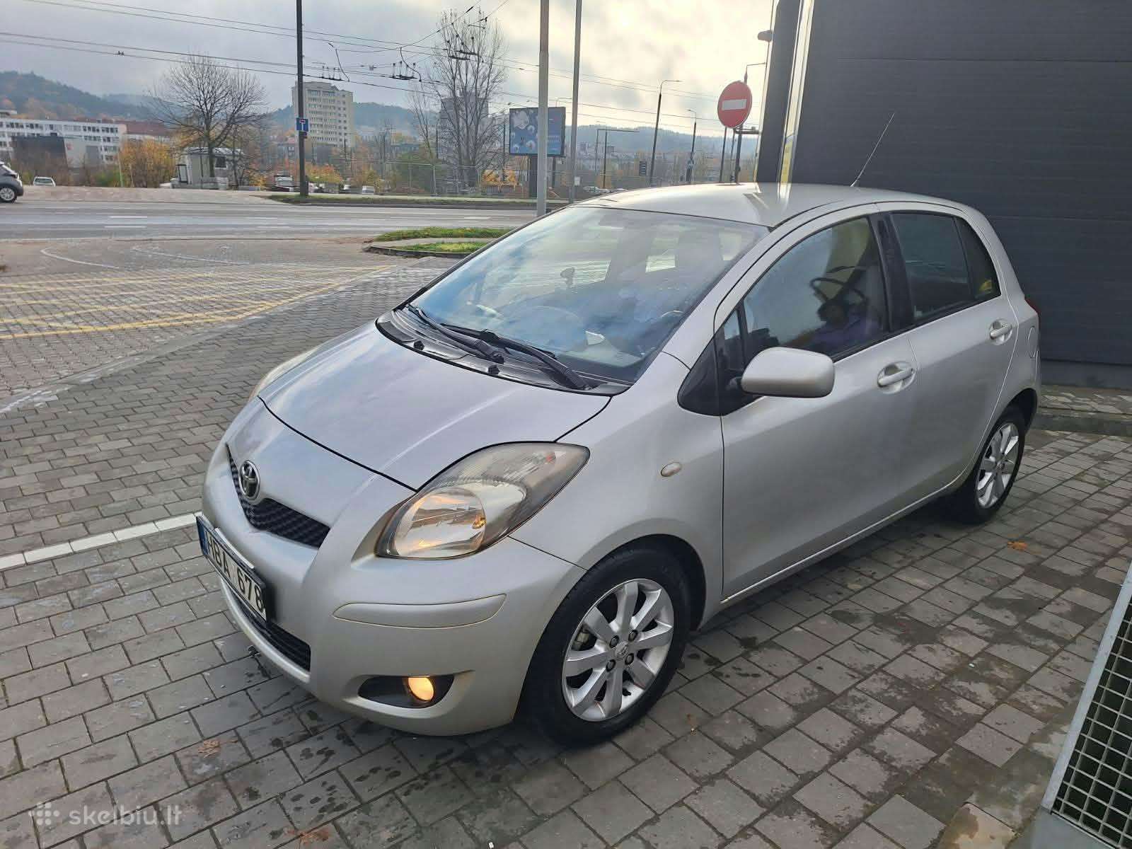 Parduodu automobilį Toyota Yaris