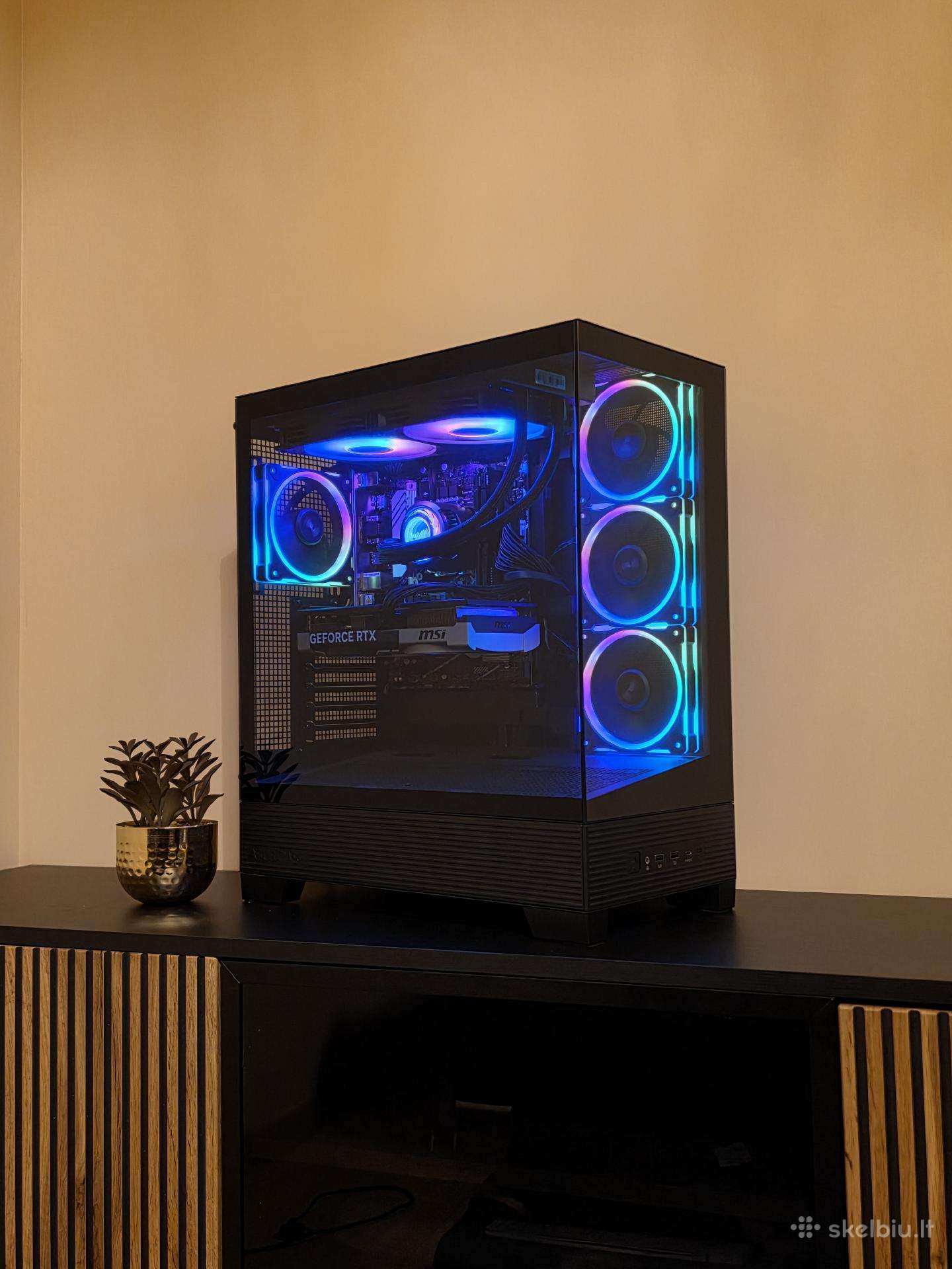 I7 14700f/b760/rtx 5070/32gb 6000mhz/1tb nvme