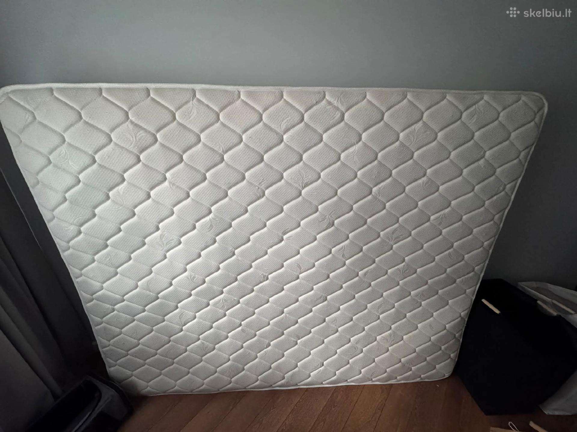Čiužinys 180x200 naudotas tik 2 savaites