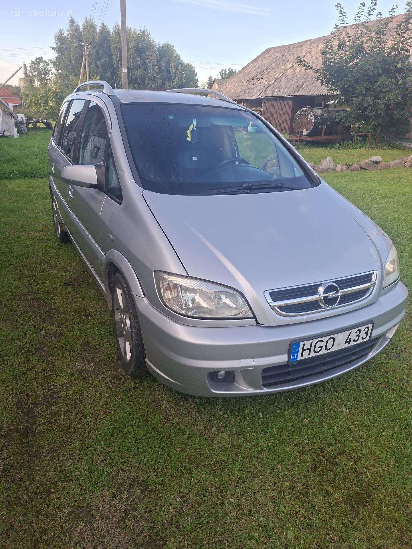 Parduodu tvarkinga automobili
