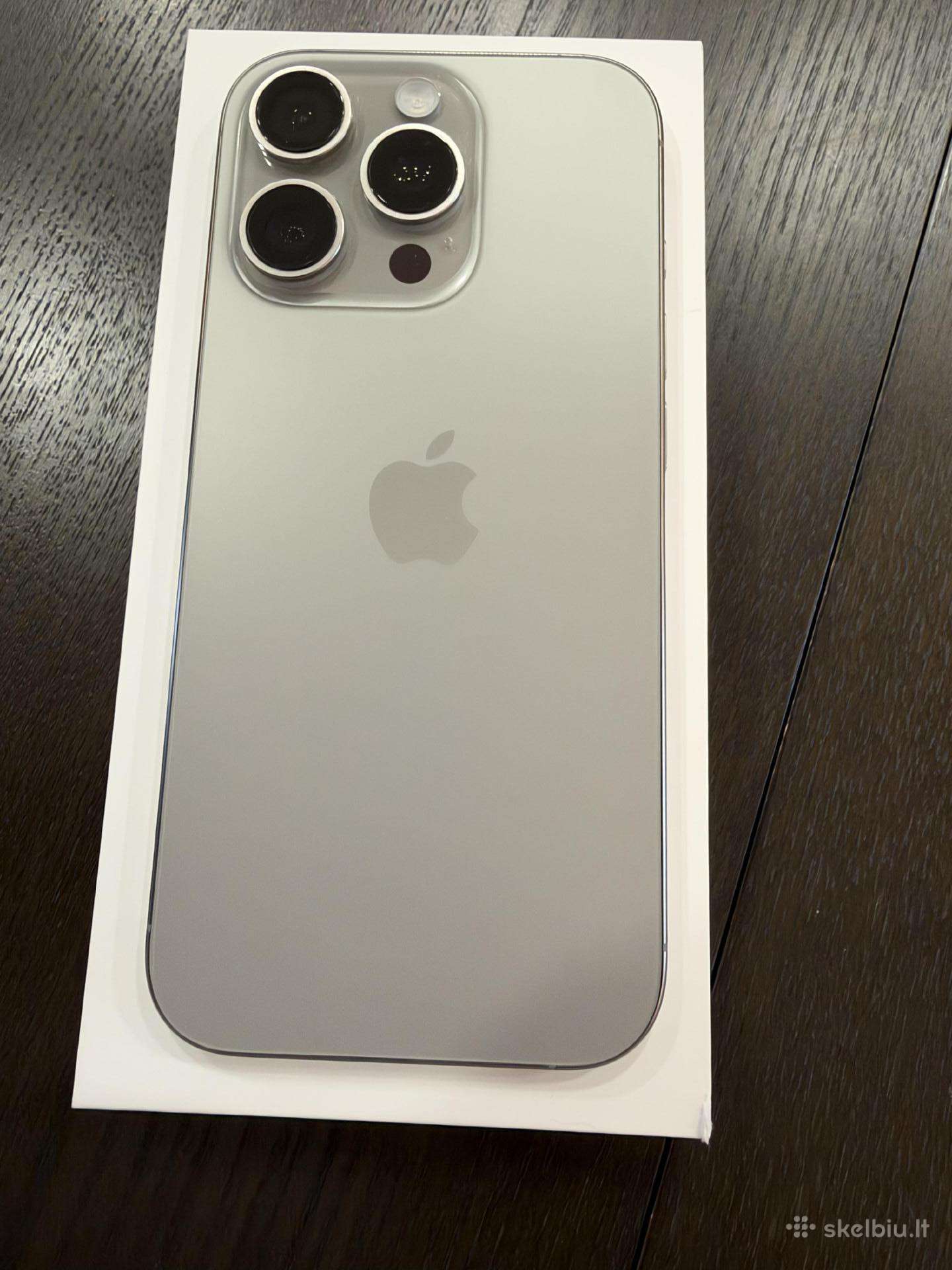 iPhone 16 pro 128 GB