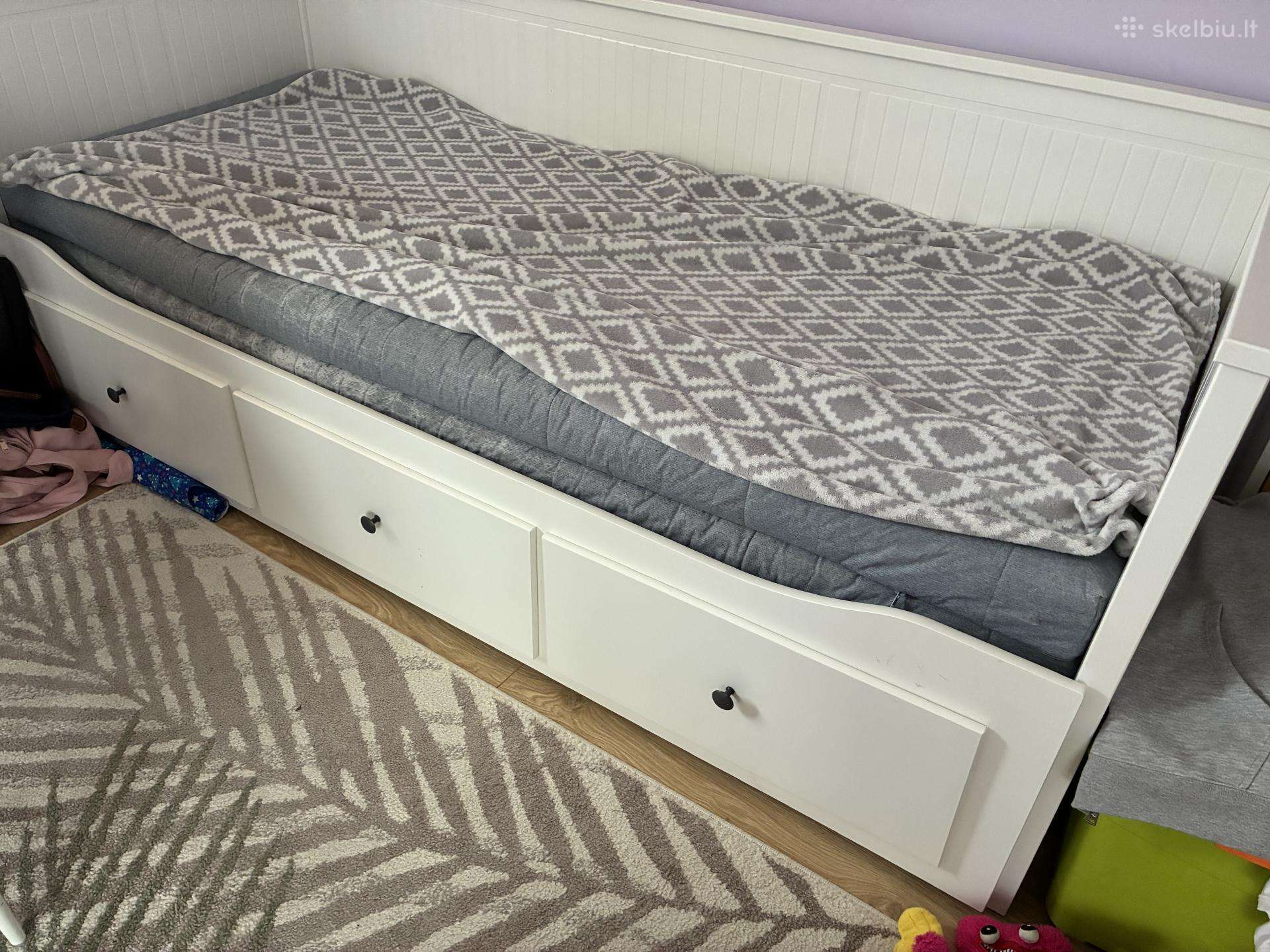 Ikea lova