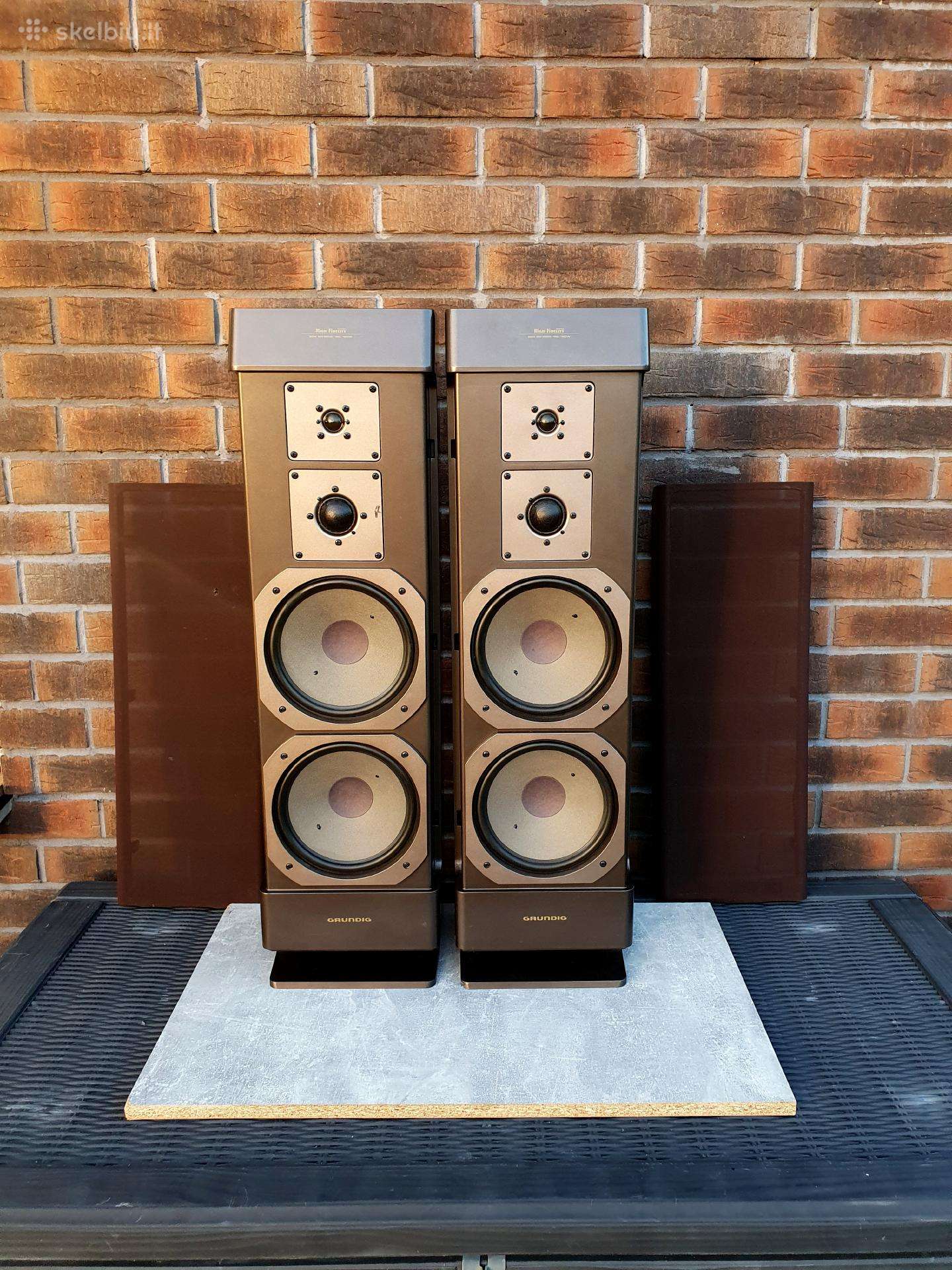 Koloneles Grundig Box Sm2000