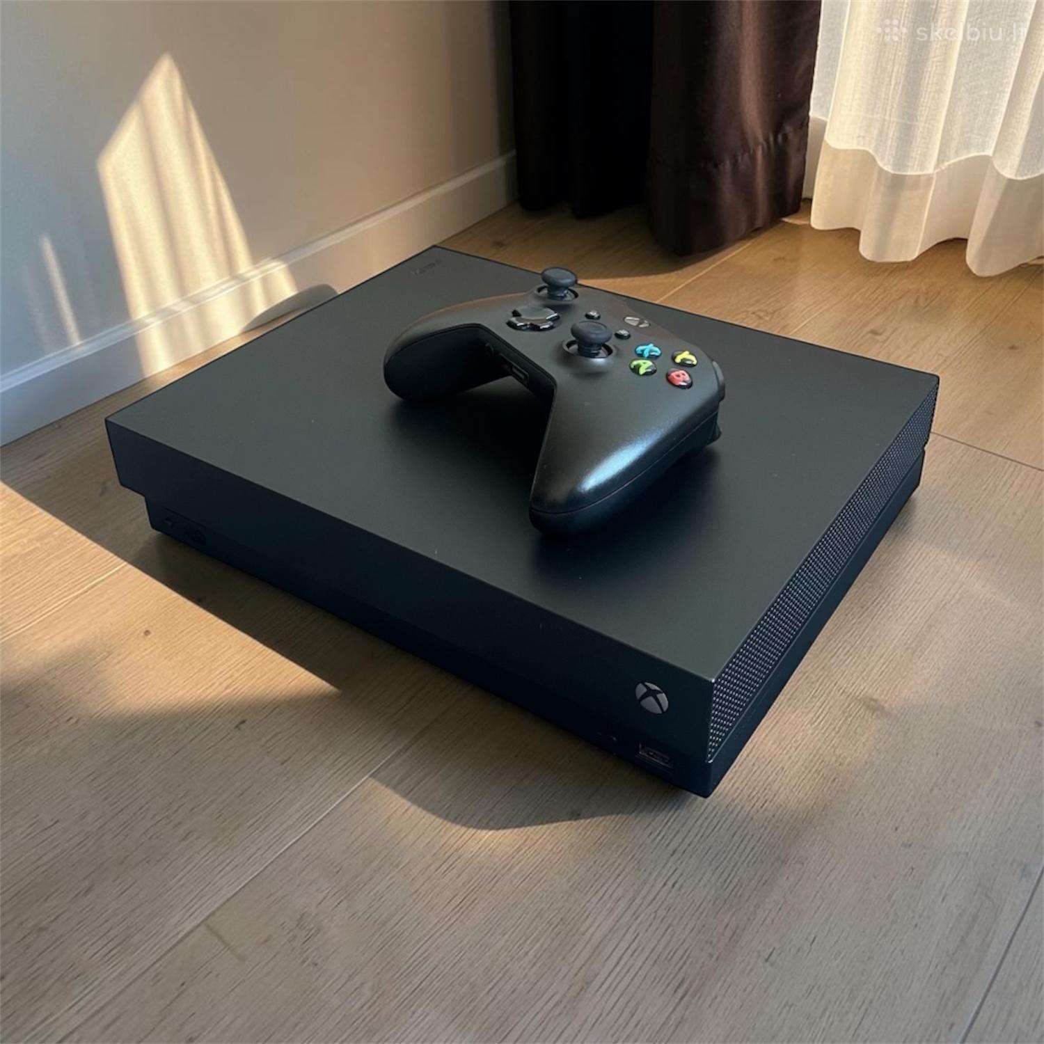 Xbox One X 1tb