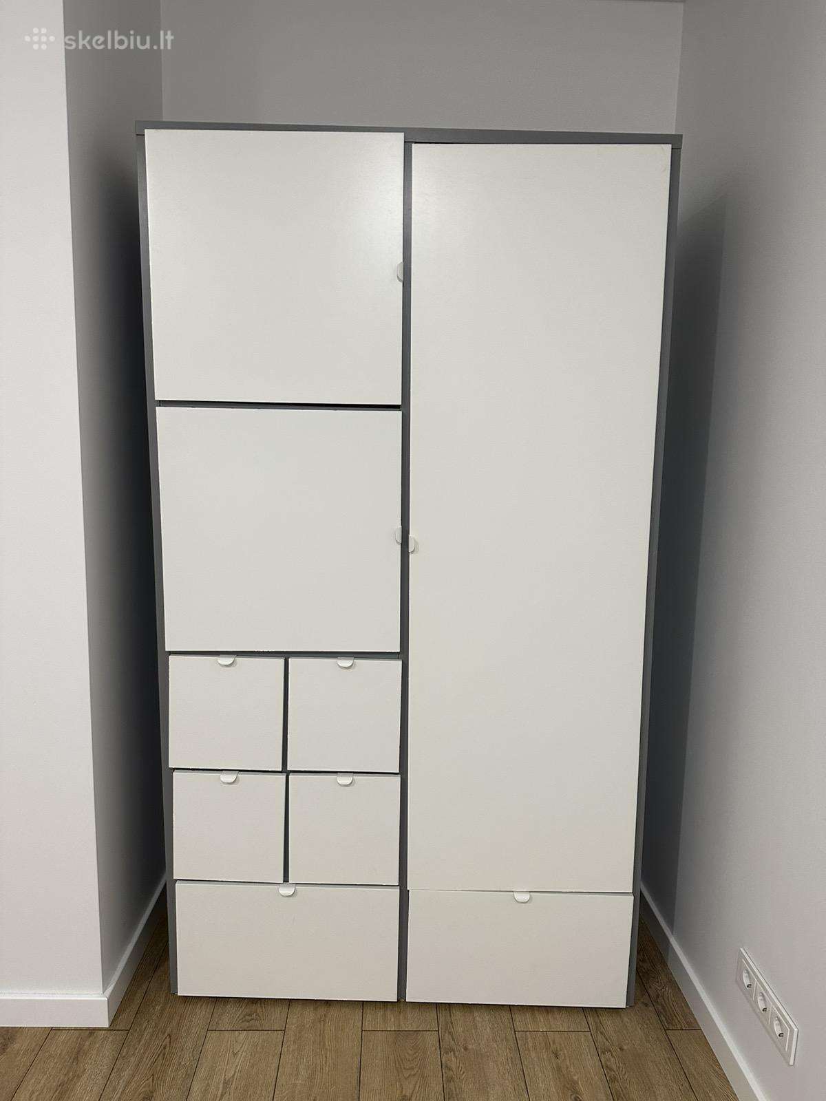 Drabužių spinta 122x55x215