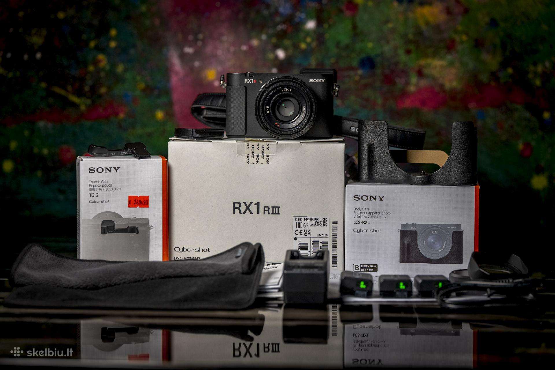 Sony Rx1r III su originaliais priedais