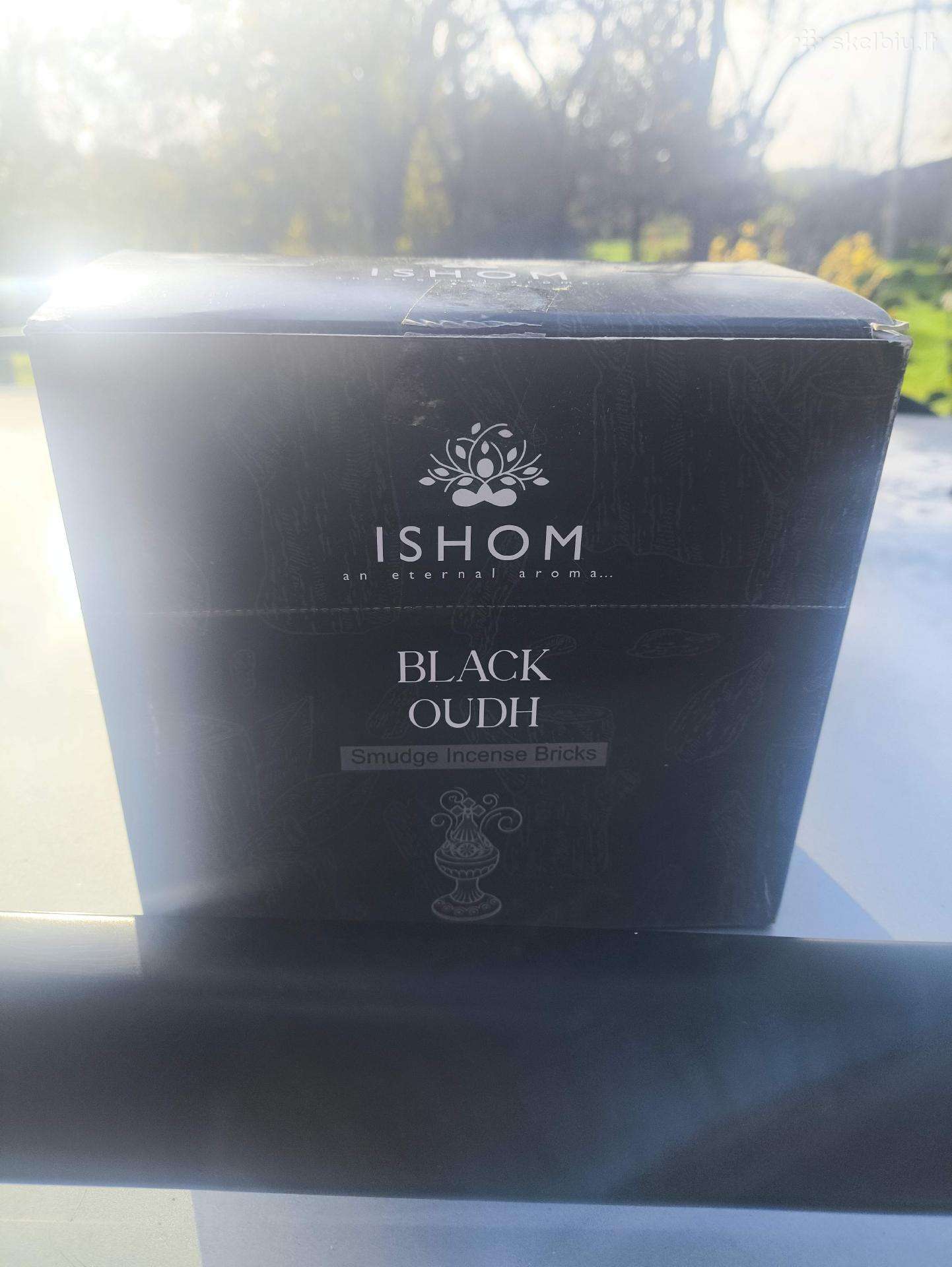 Ishom smilkalų plytelės – Black Oudh