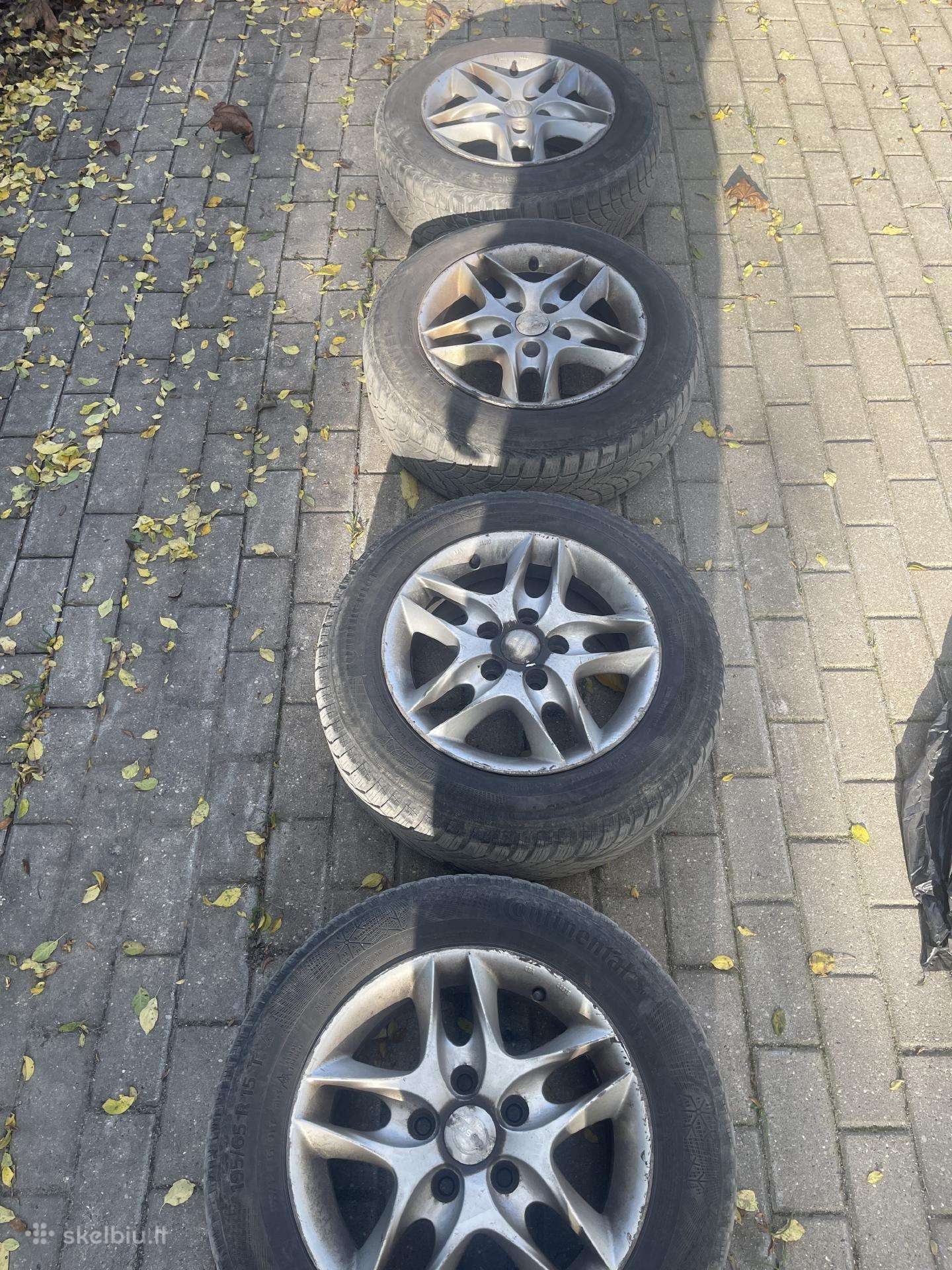 Nissan ratlankiai su žieminėm padangom