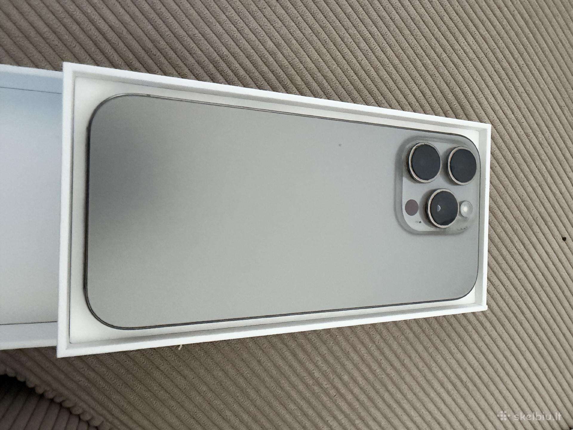 iPhone 16 Pro