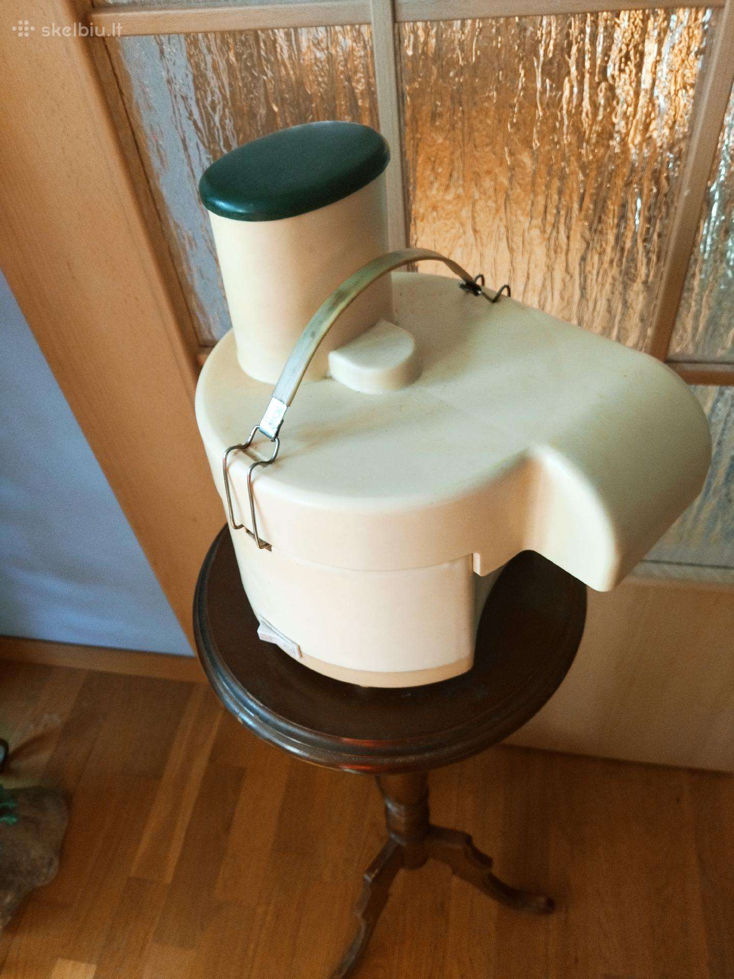 Mažai naudota bulvės elektrinė tarka.