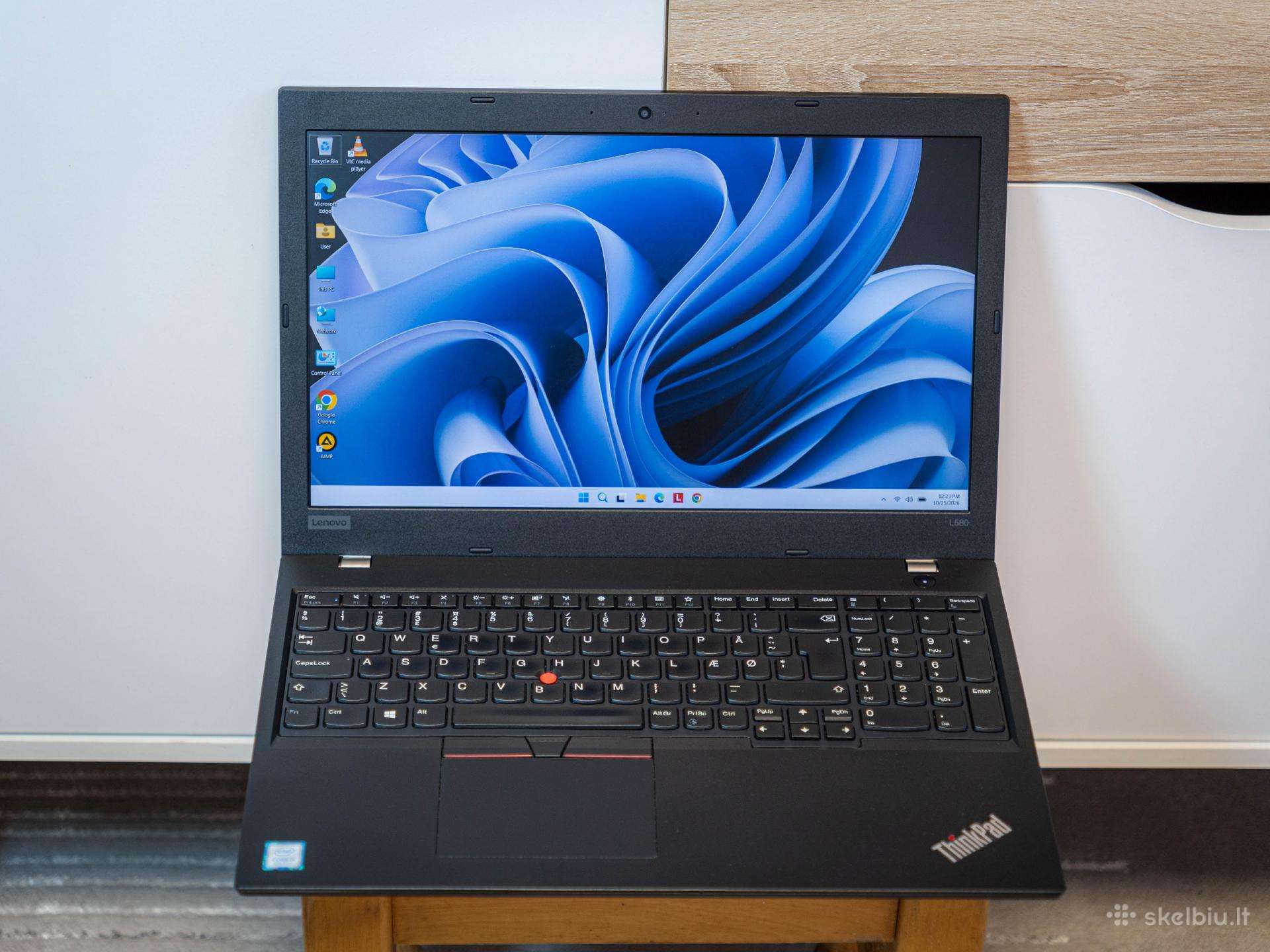 Lenovo Thinkpad L580 / i3 / 8gb RAM / 256gb / Fhd