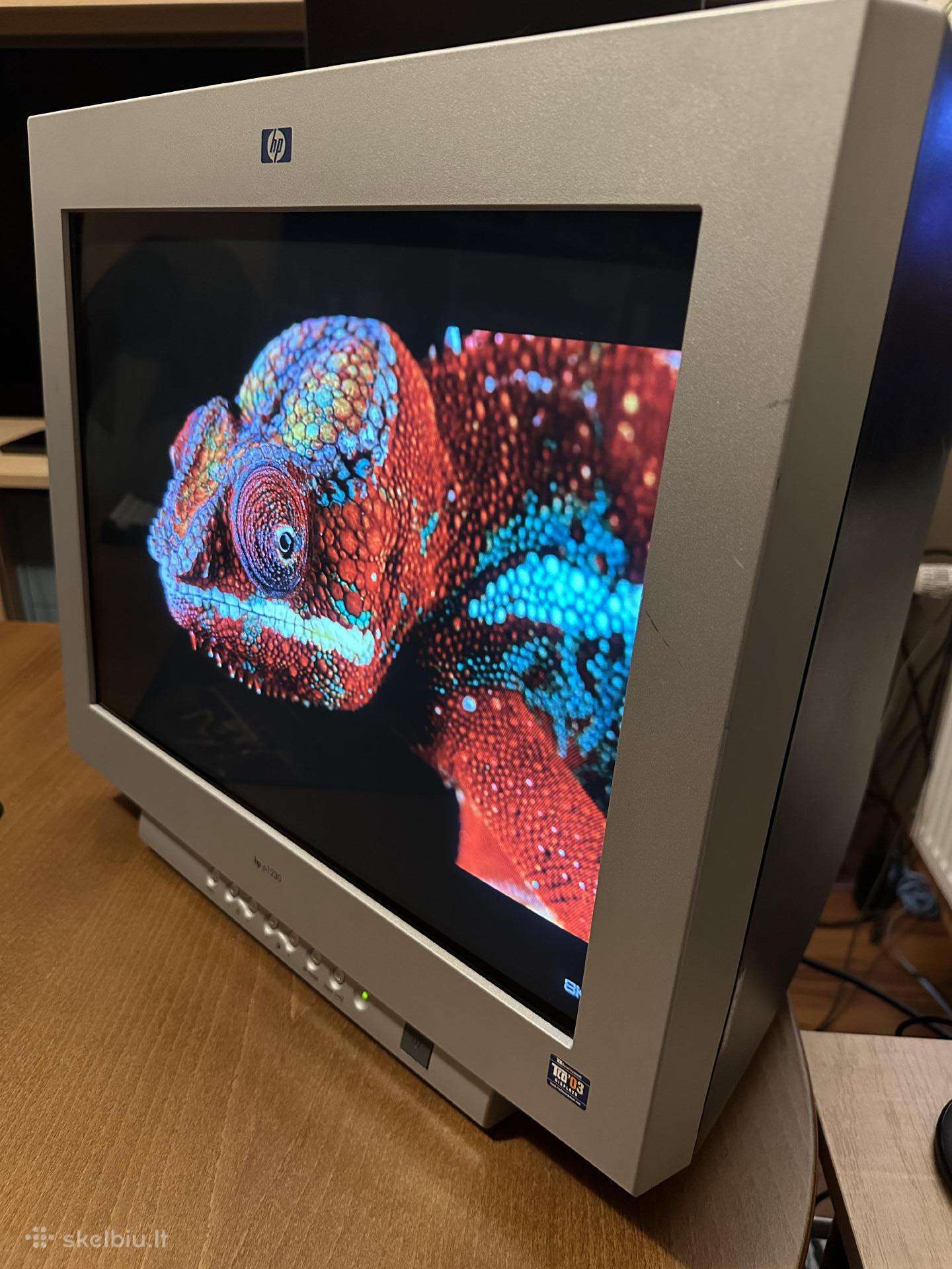 Hp P1230 Crt monitorius (22", 140khz)