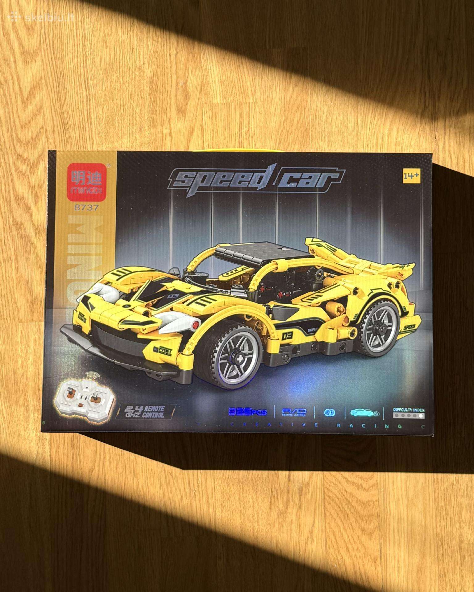 Lenktyninis sportinis automobilis konstruktorius