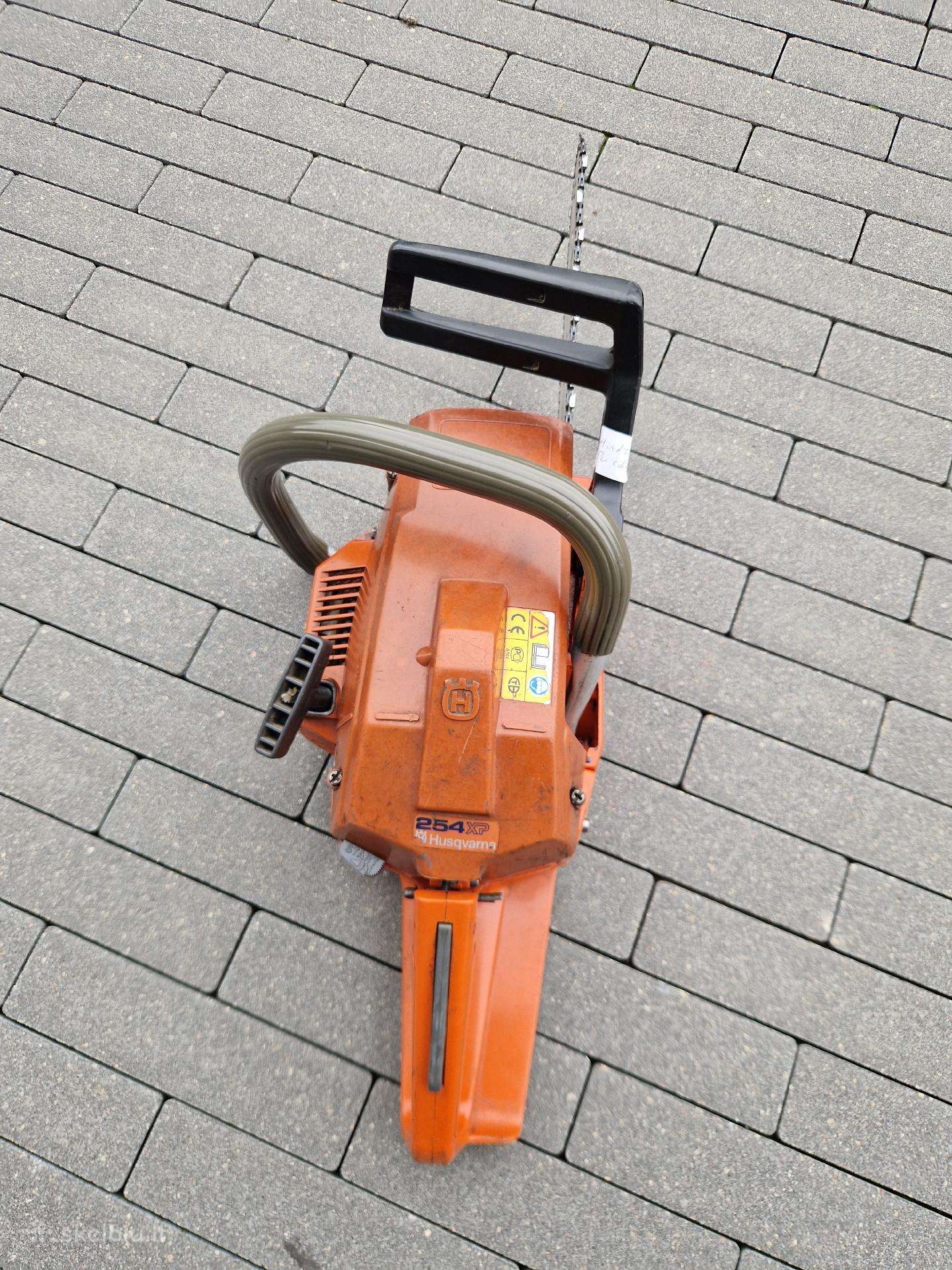 Grandininis pjūklas Husqvarna 254