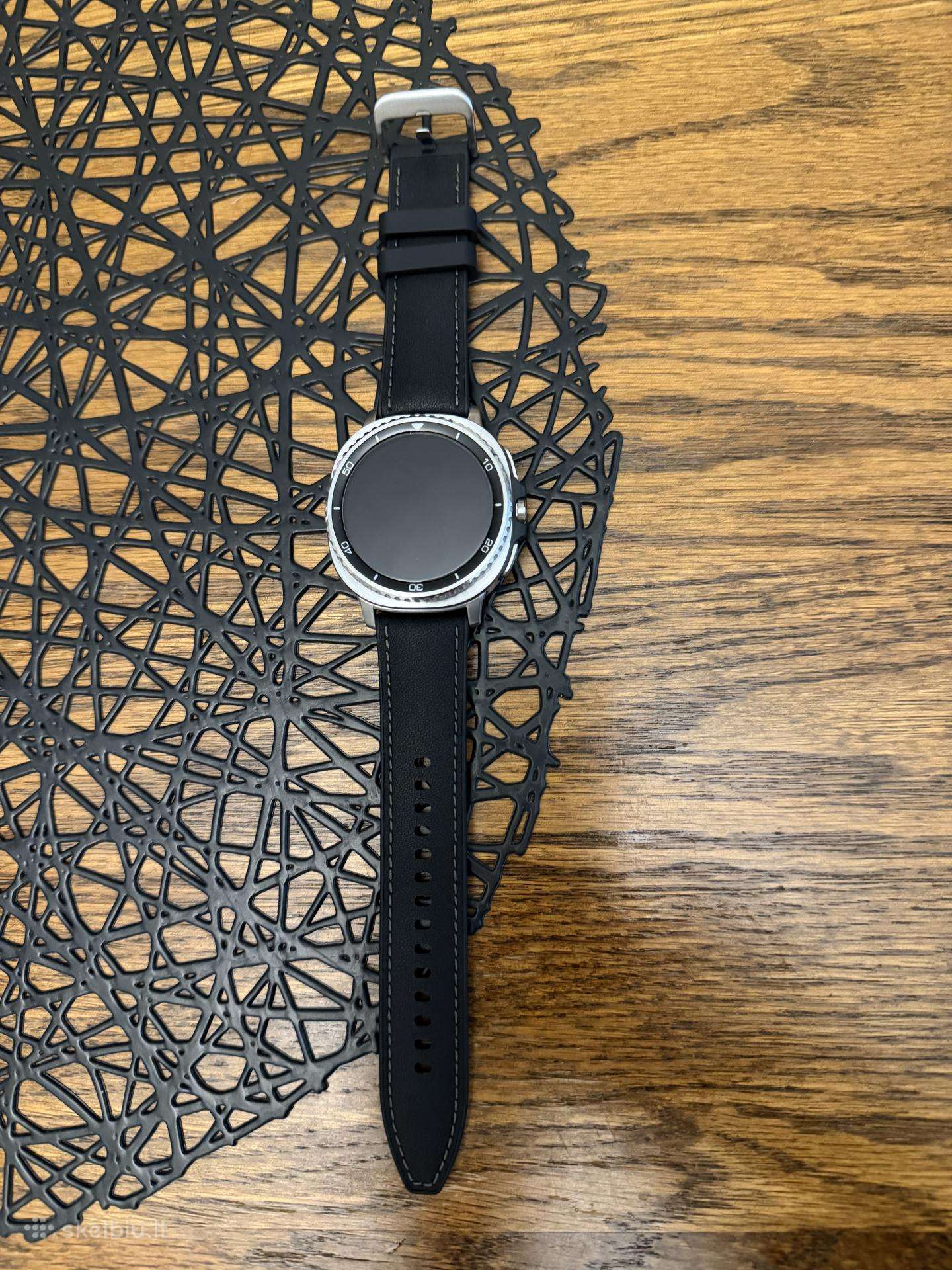 Samsung galaxy watch 8 classic lte