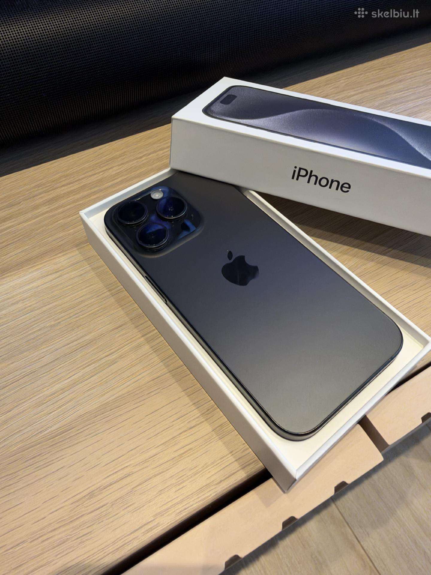 iPhone 15 pro 256gb