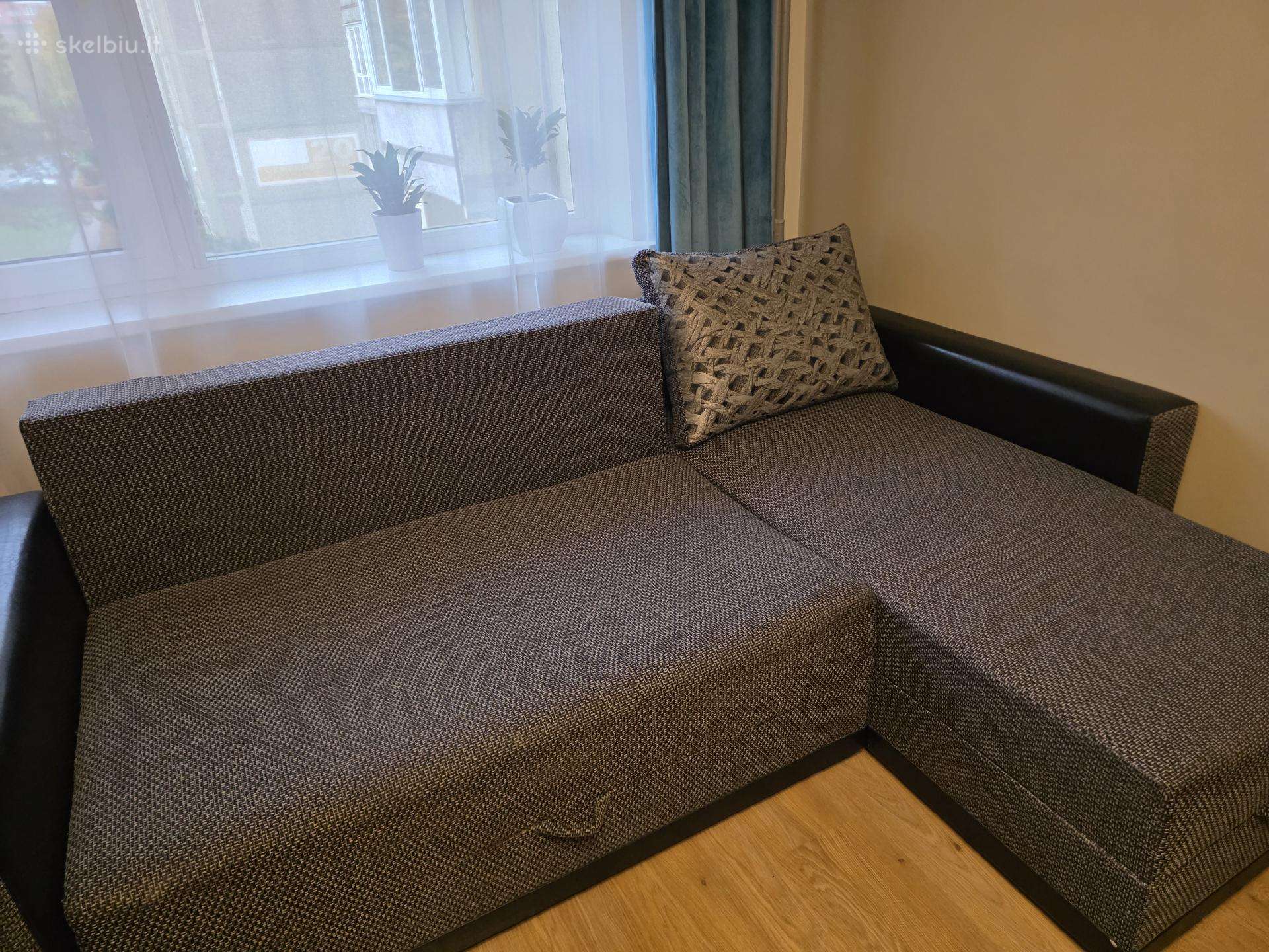 Parduodama sofa-lova