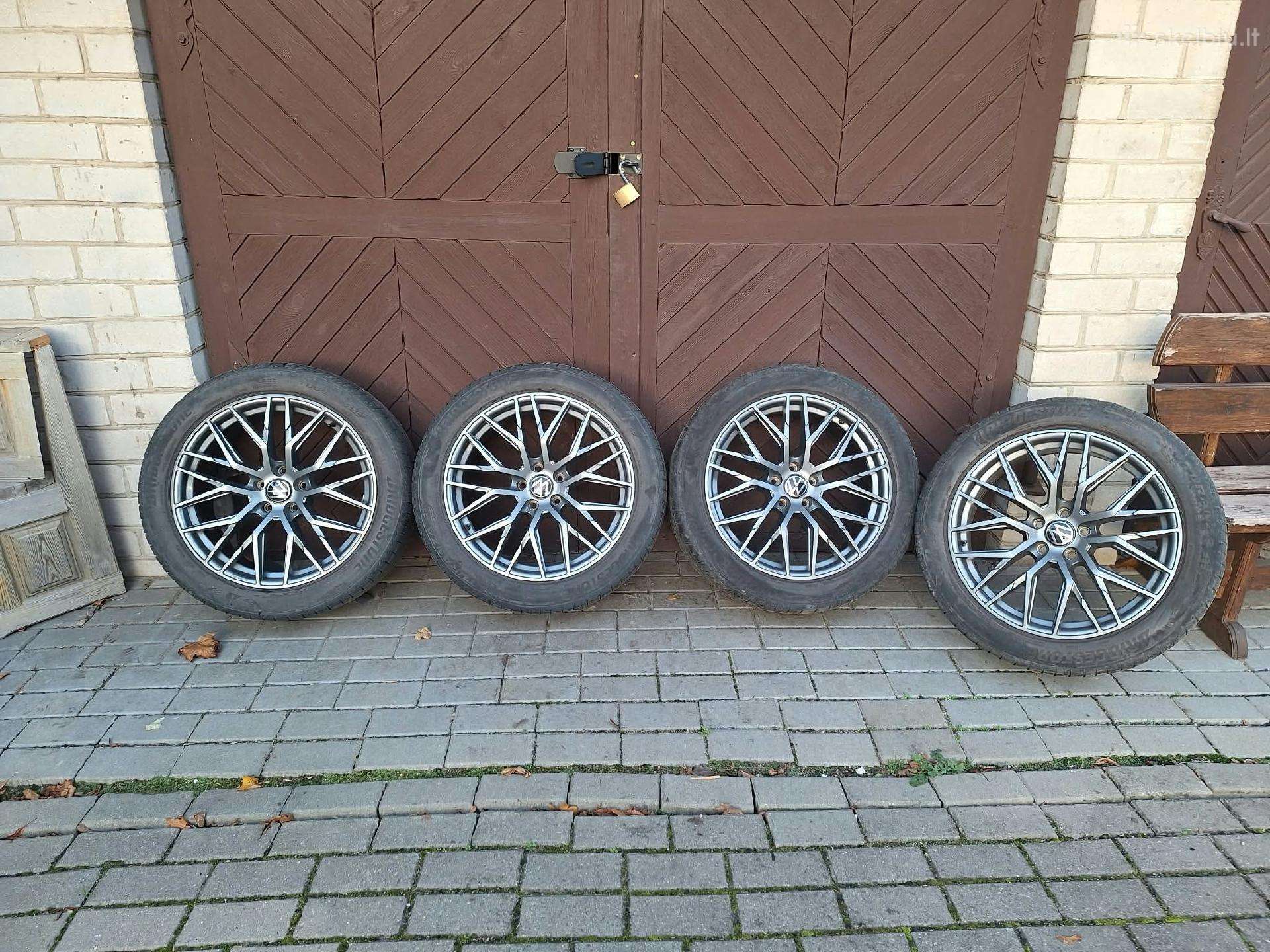 VW R19 ratlankių kompletas su padangomis