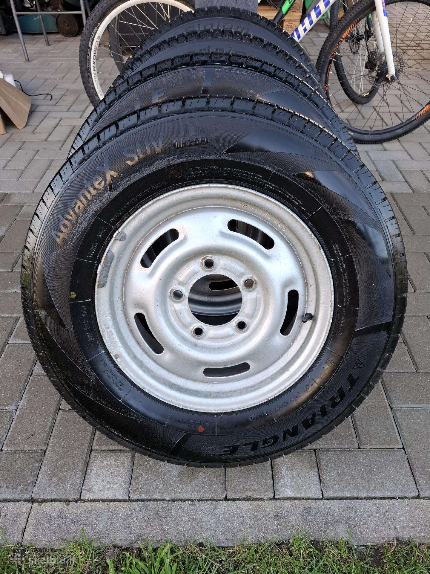 R15 ratai