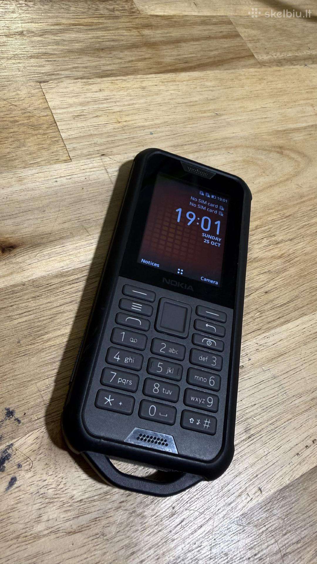 Nokia 800 tough telefonas