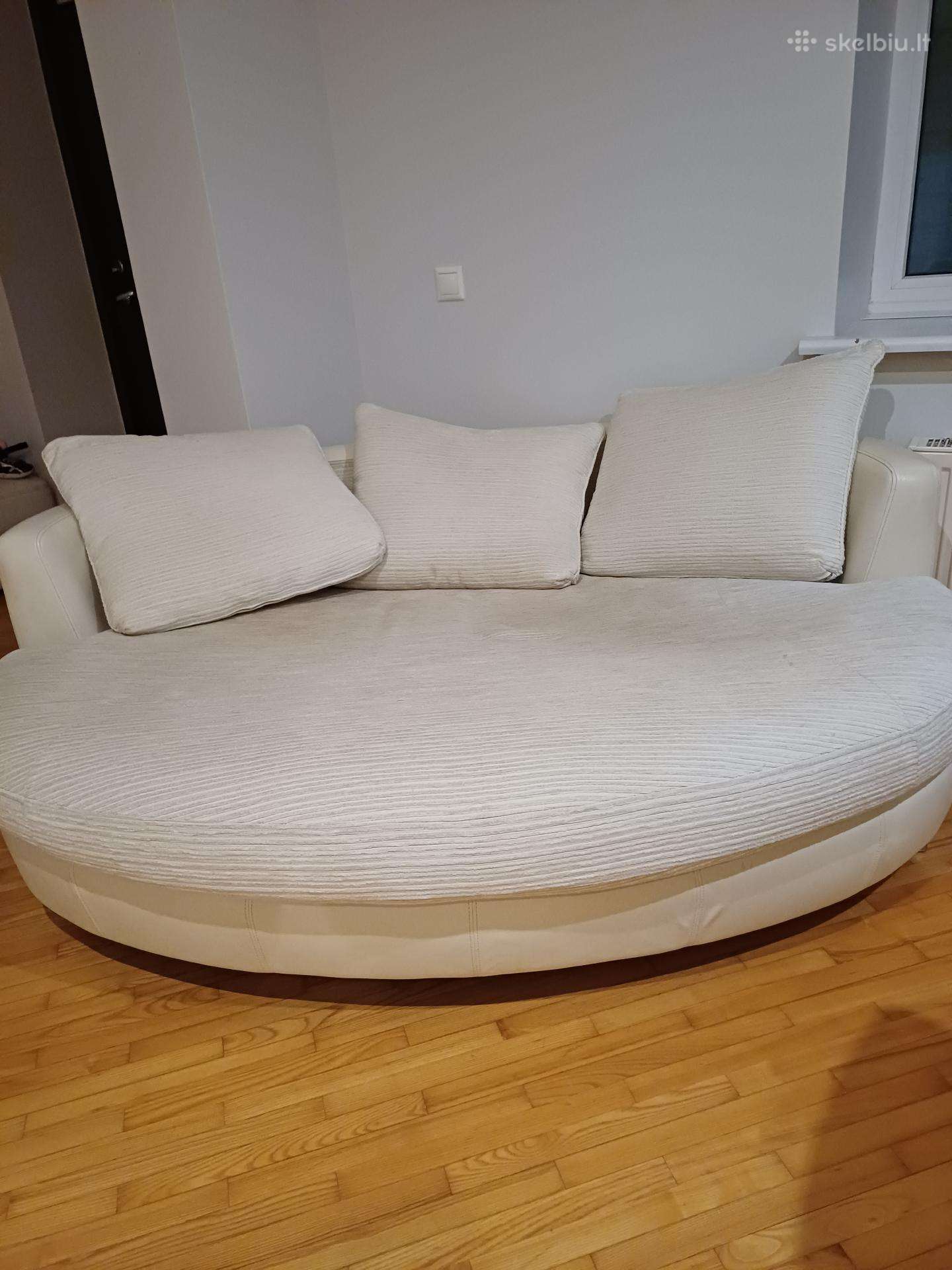Parduodama sofa