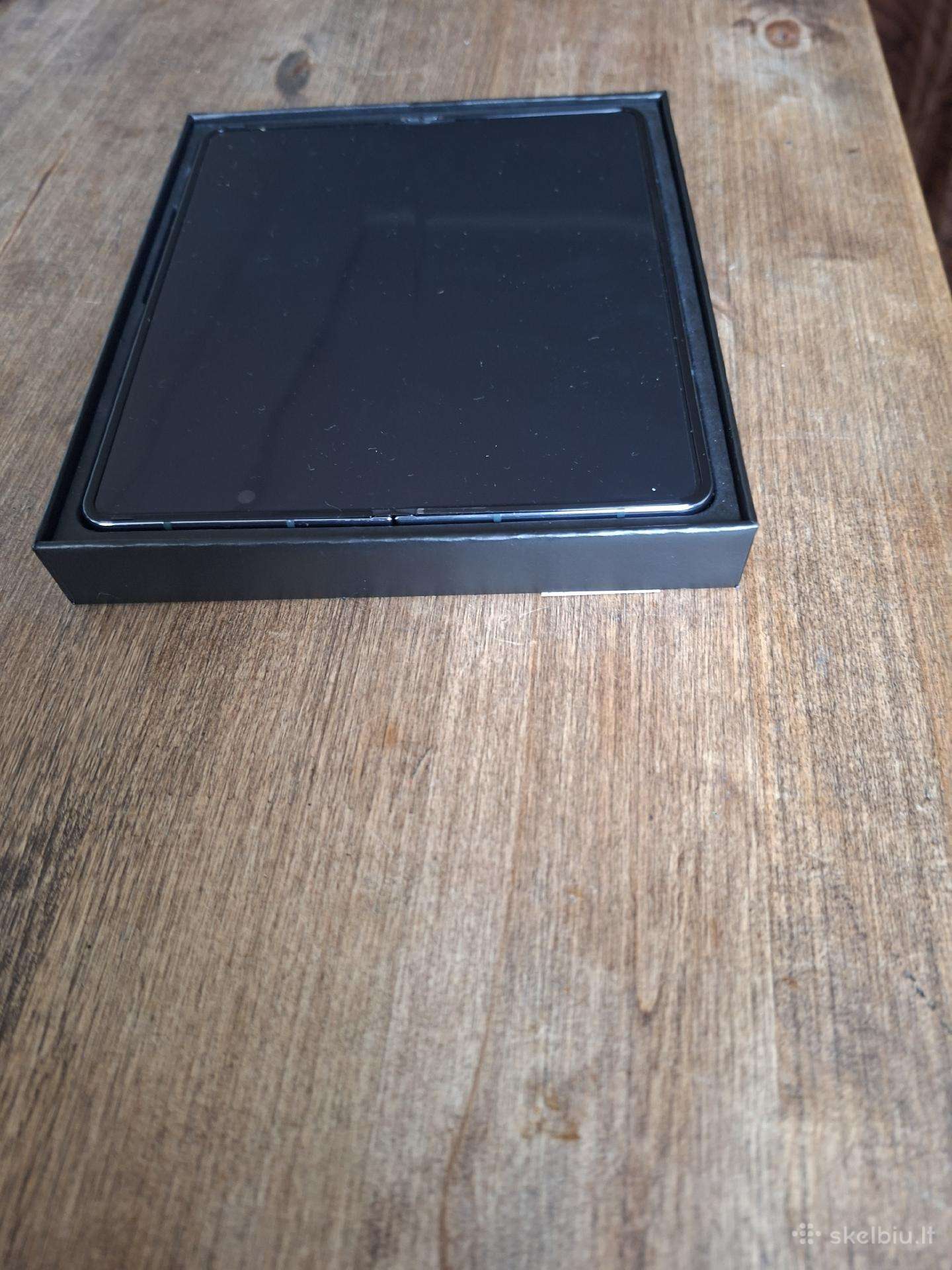 Samsung Z Fold 4