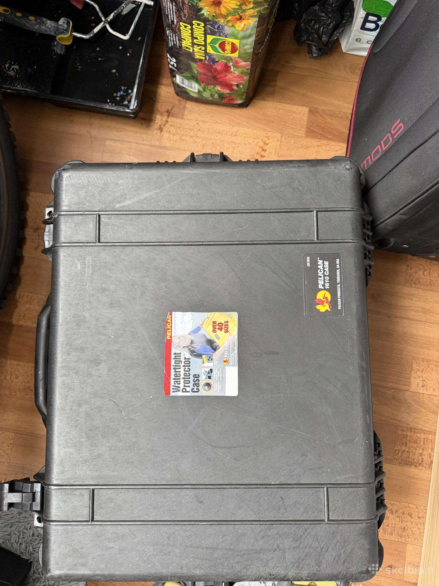 Pelican 1610 dėže su ratukais