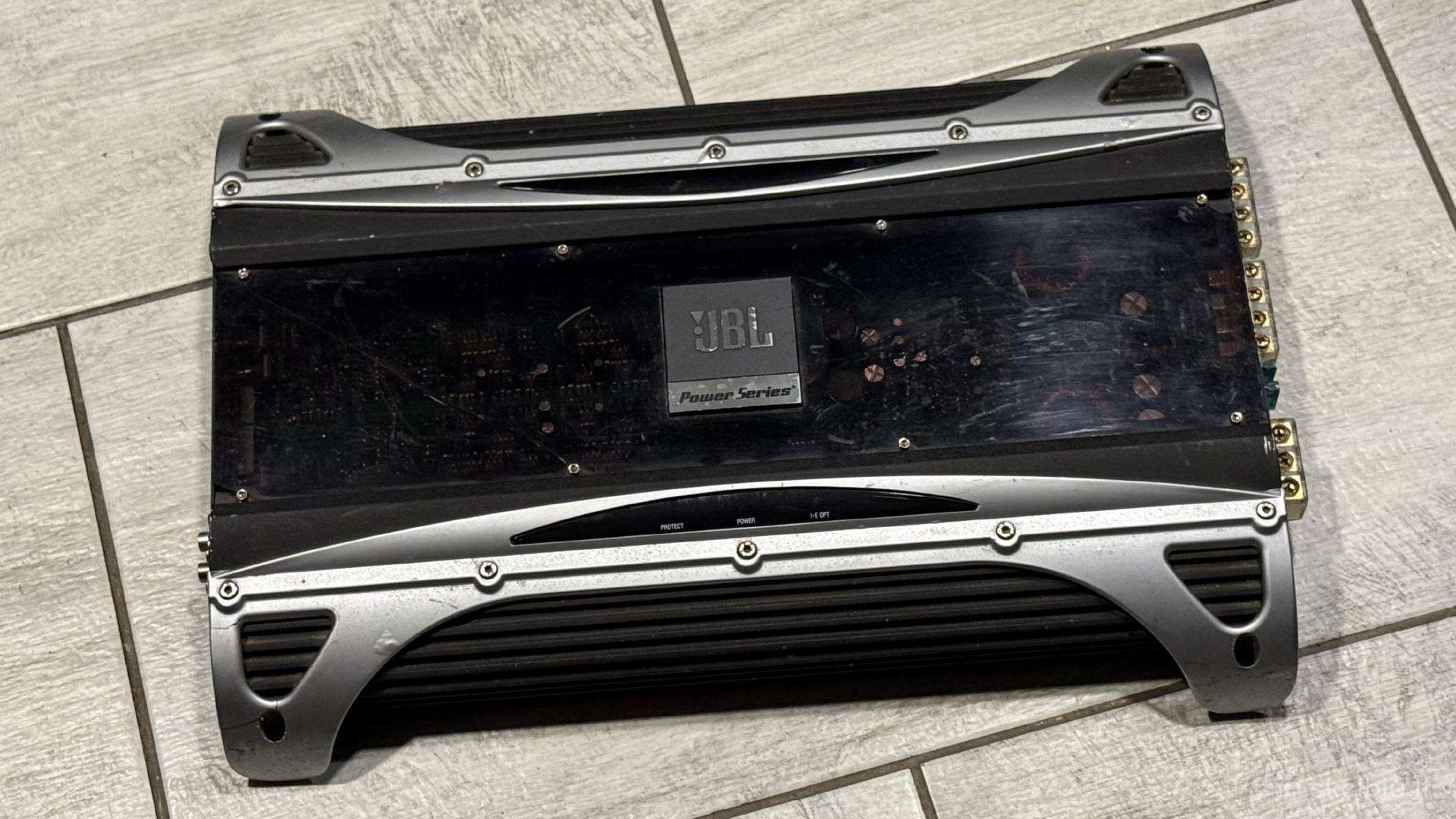 Jbl px300.4 / auto audio technika