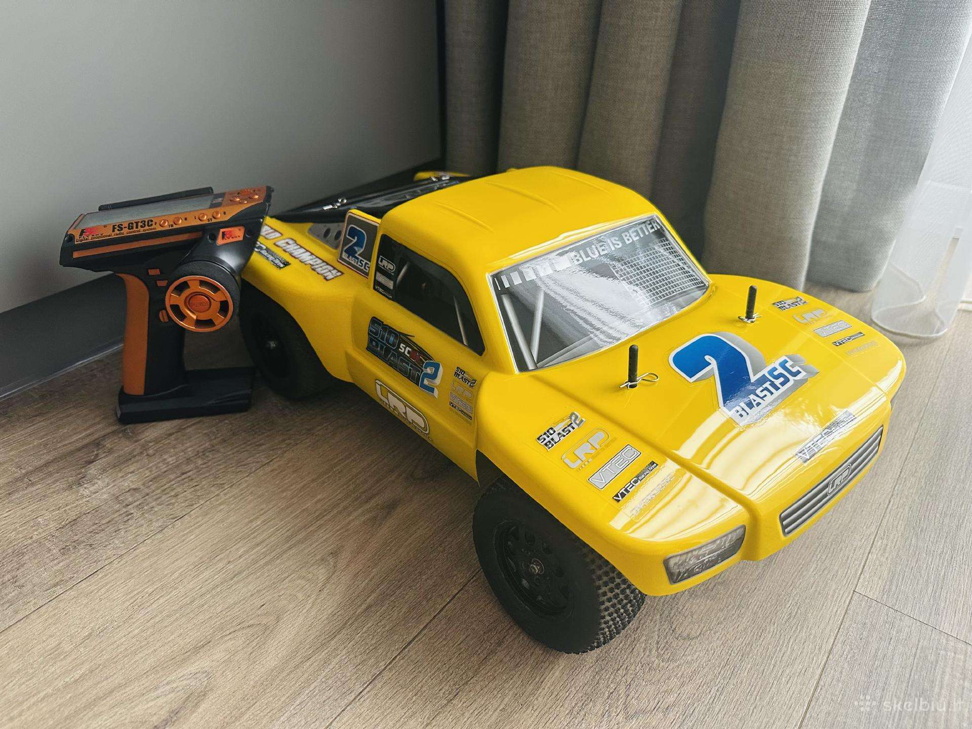 Team Associated Sc10 brushless
