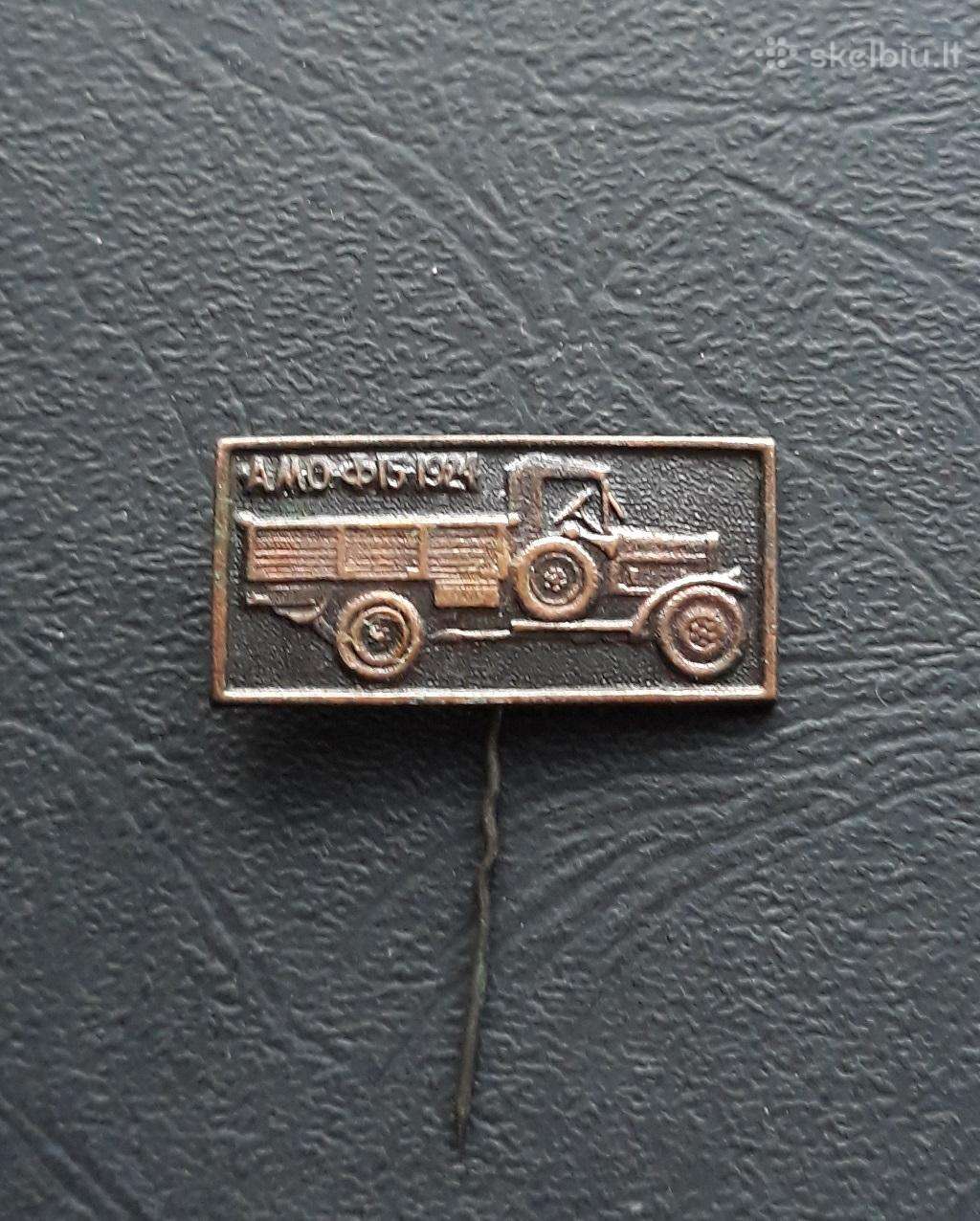 Automobilis (07) 1924 Amo / sunkus