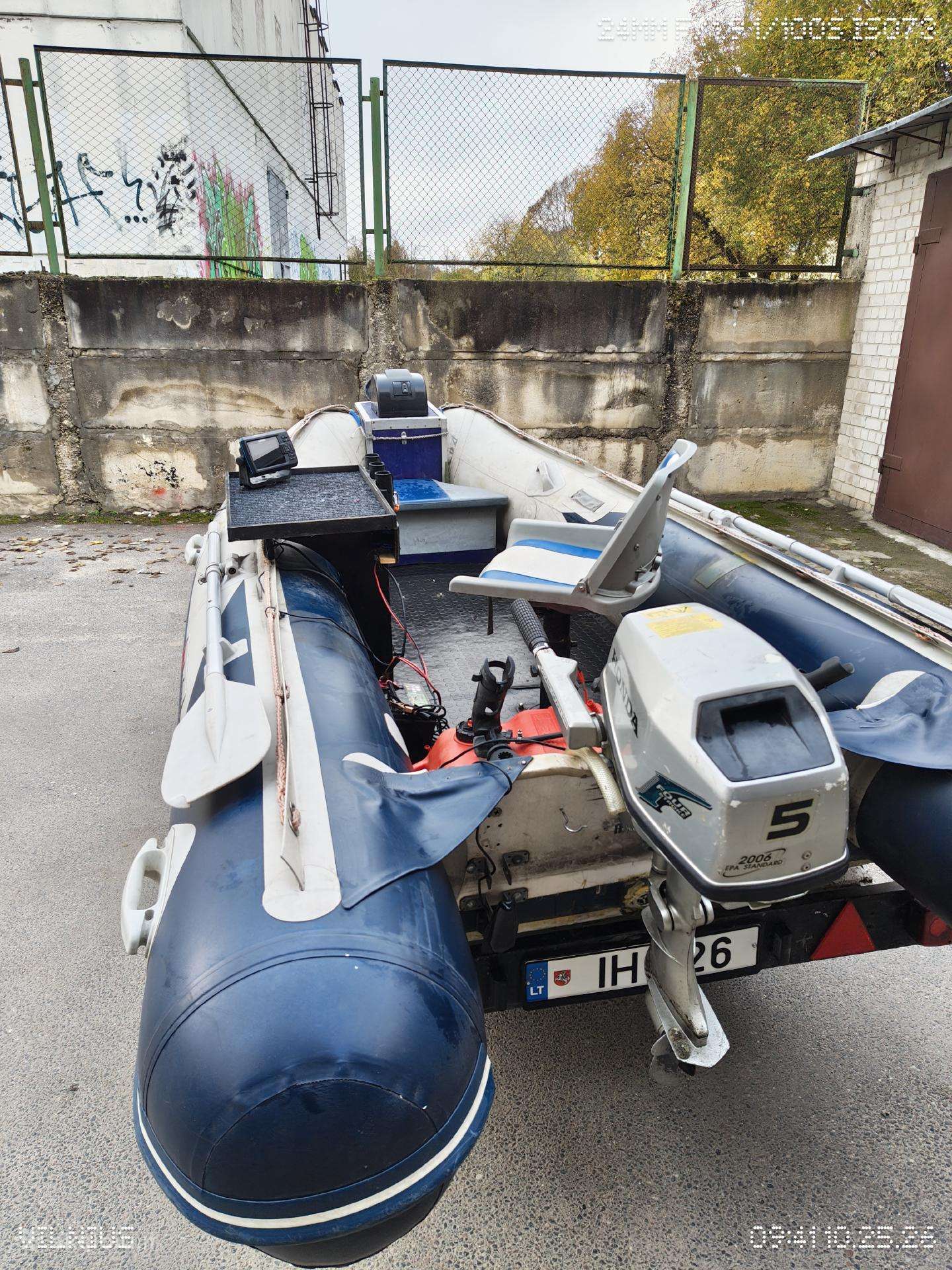 Honda, pripučiamos valtys