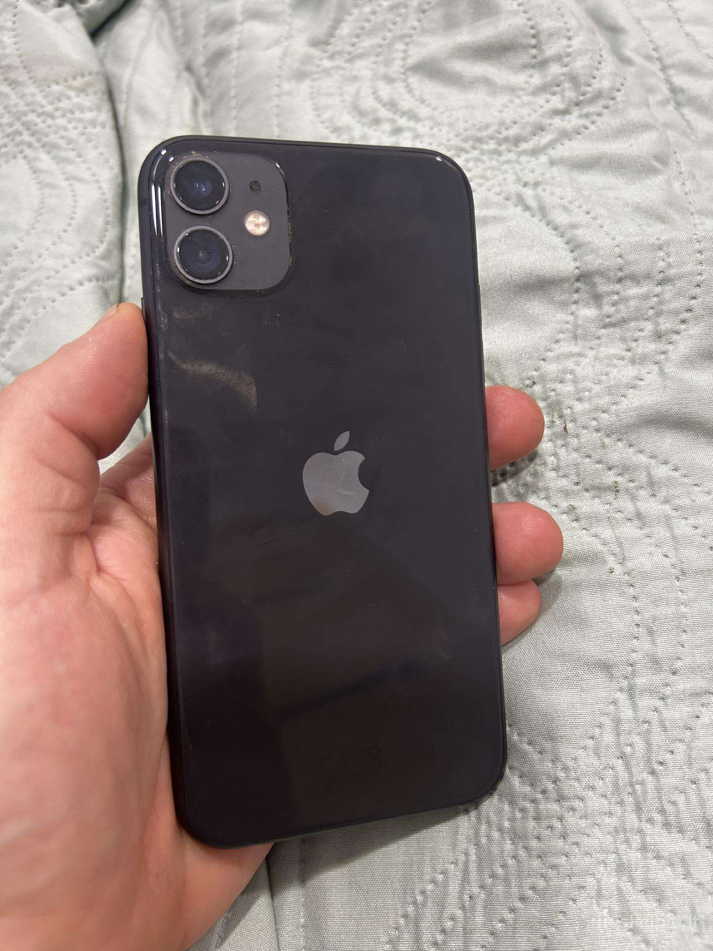 iPhone 11 64gb baterija 91