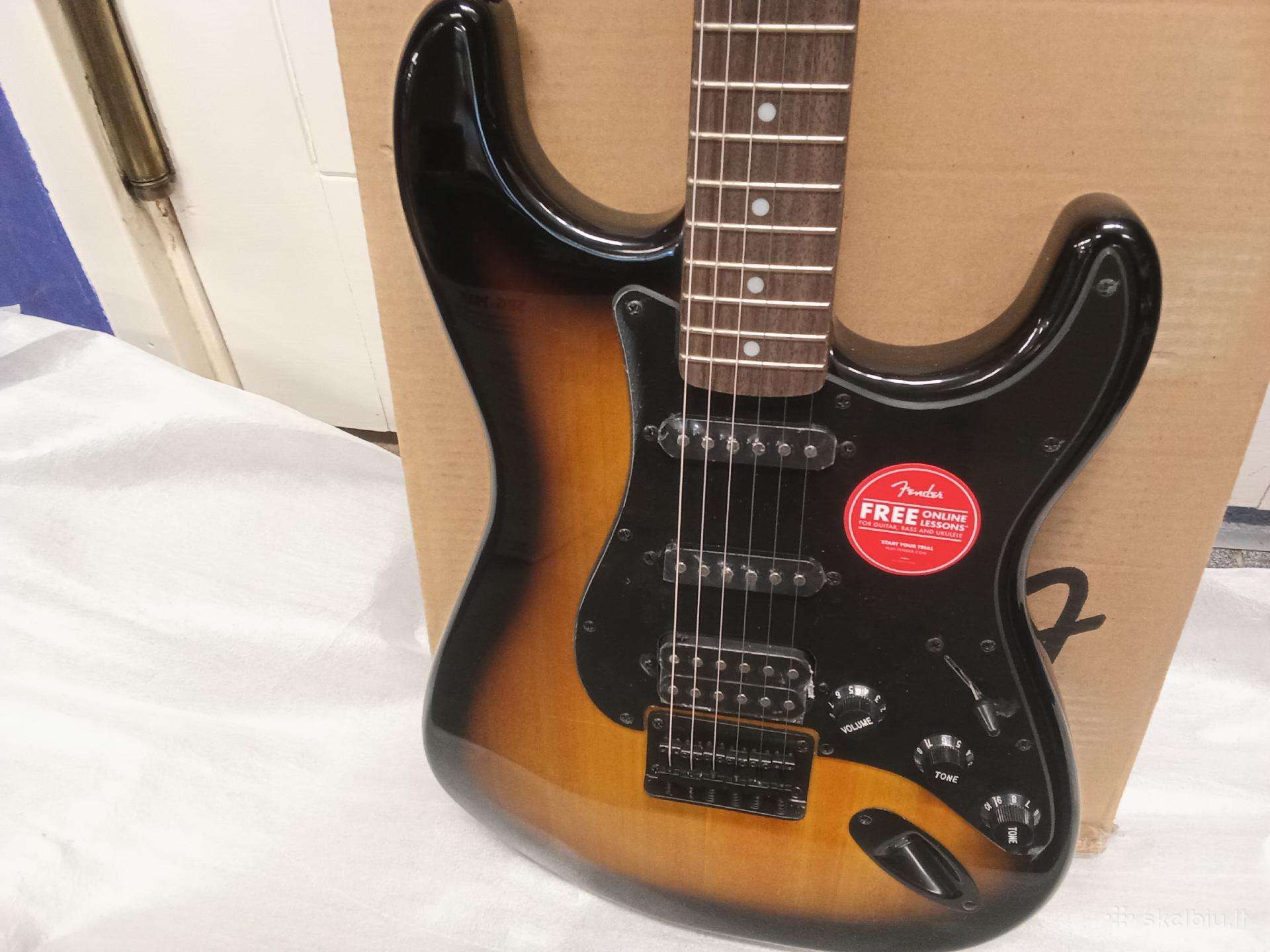 Squier stratocaster fender