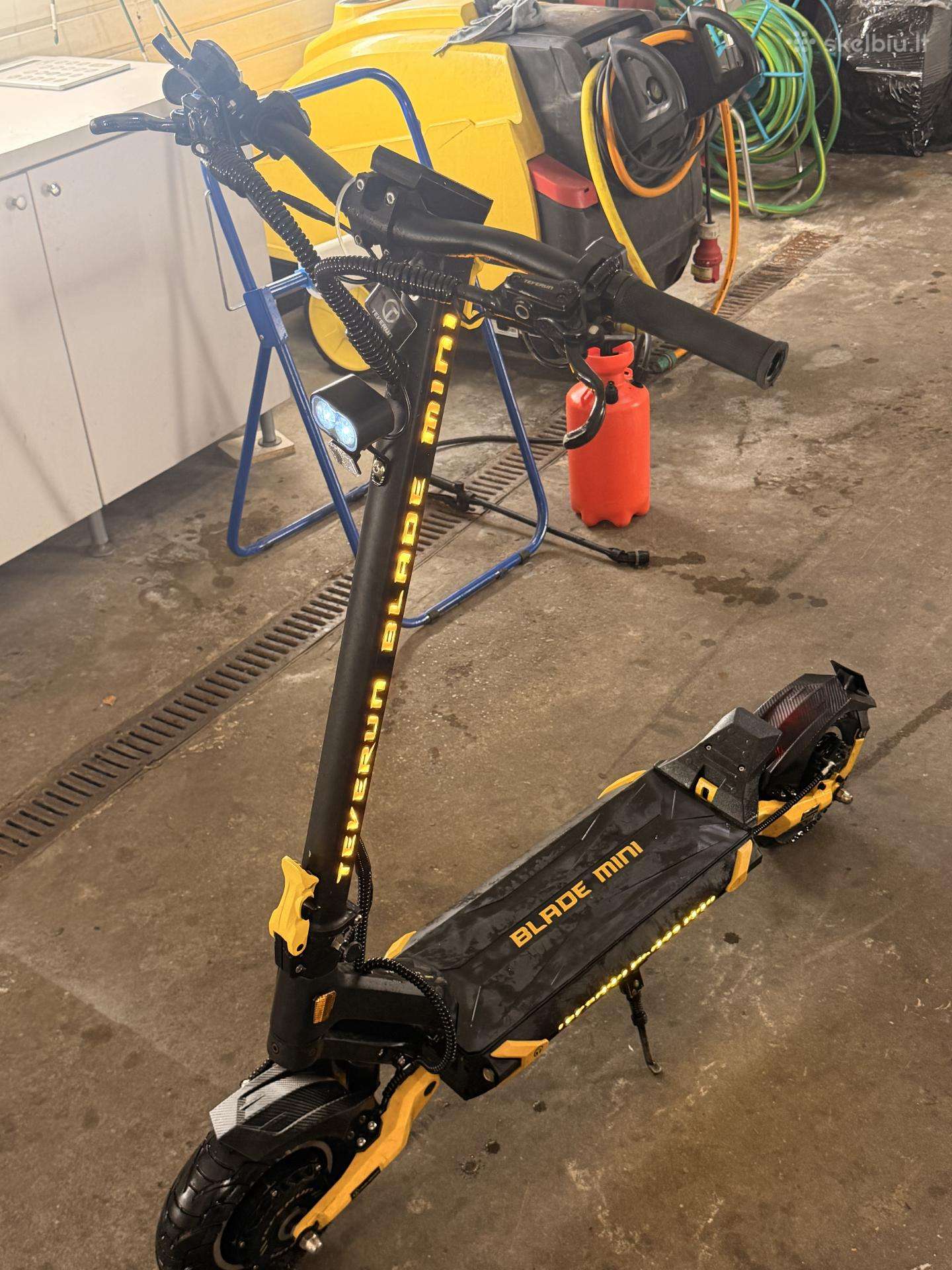 Electric scooter Teverun