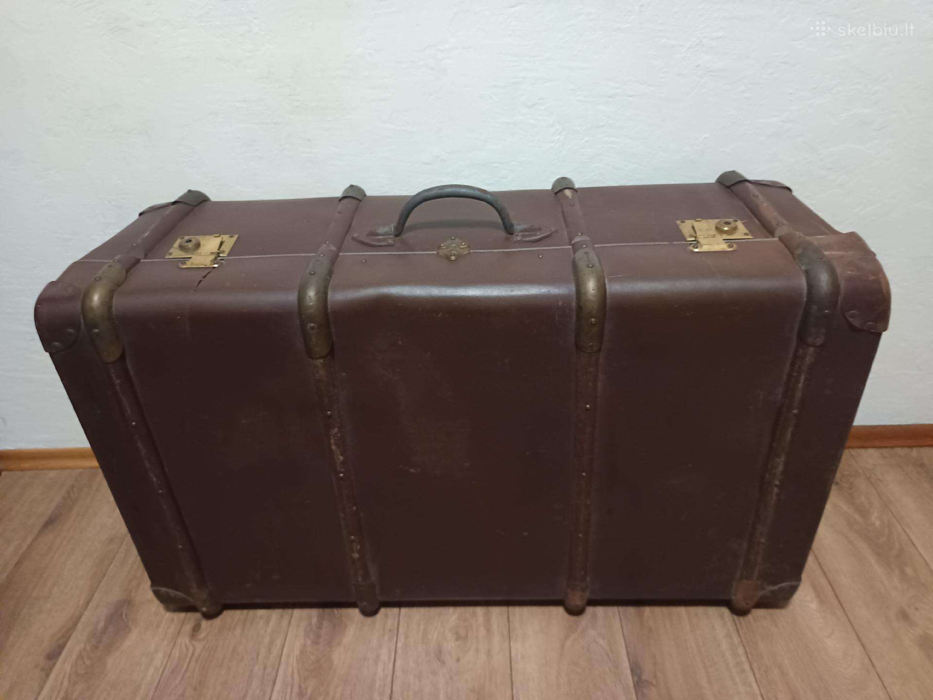 Senovinis vintažinis lagaminas