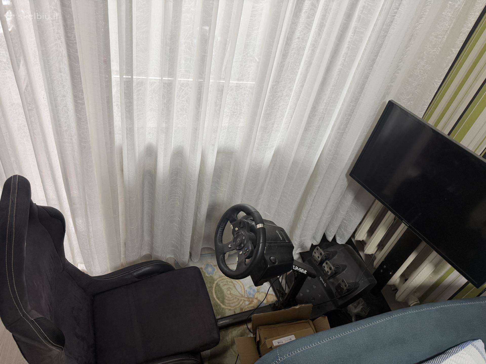 Playseat , stovai, vairai