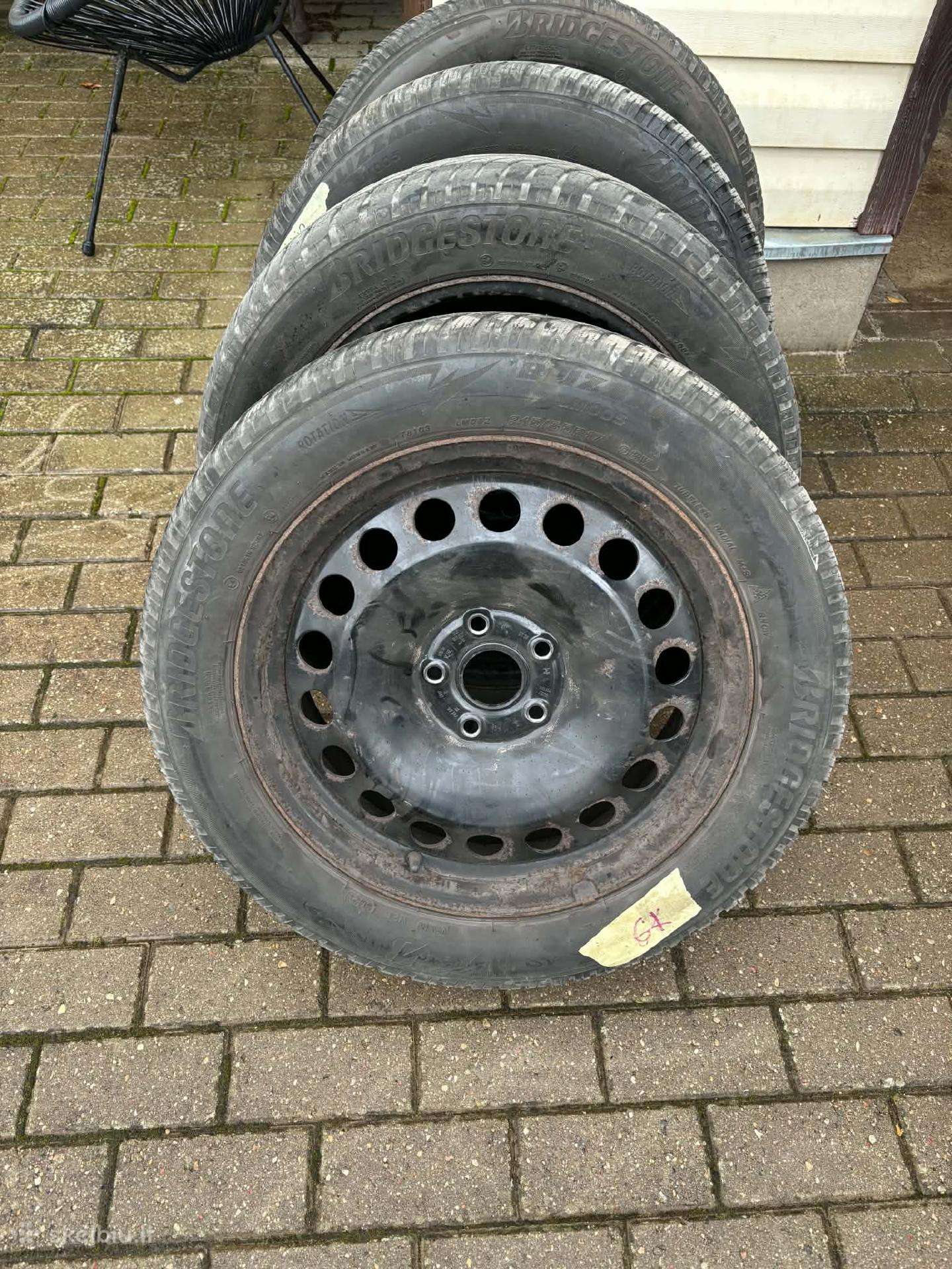 Bridgestone Blizzak Lm005 215/55 R17 žieminės pada