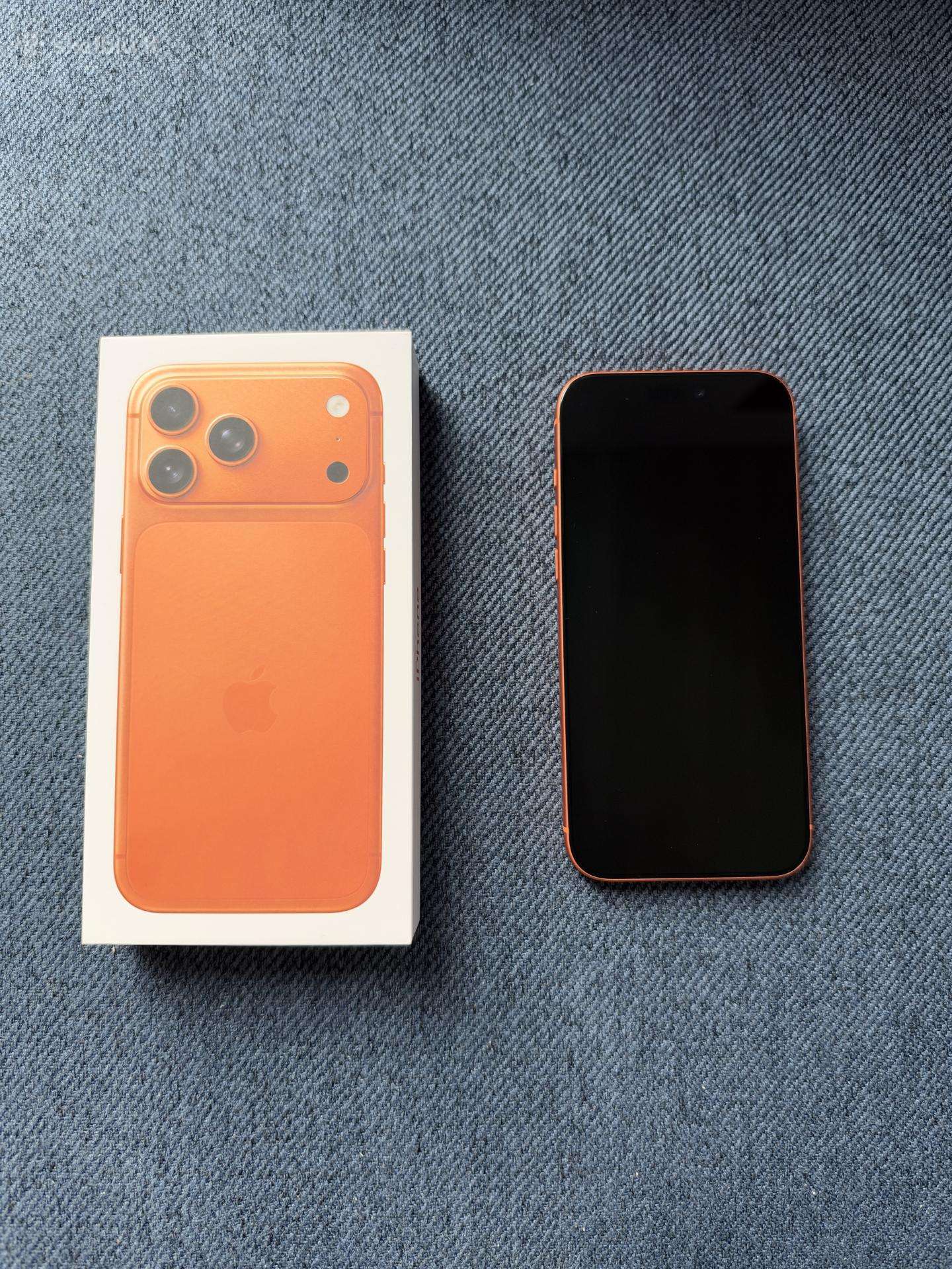 Apple iPhone 17 Pro Max su 2 m. garantija