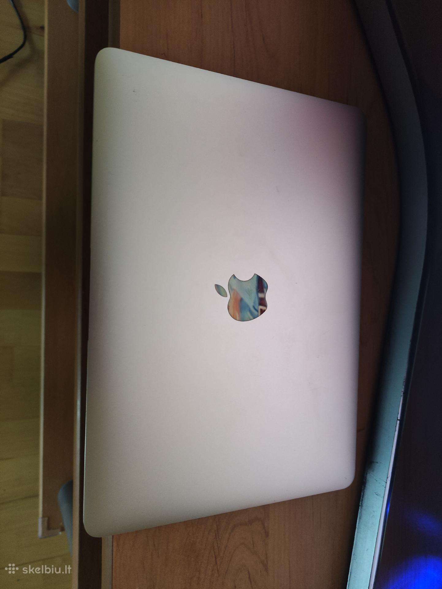 MacBook A1534