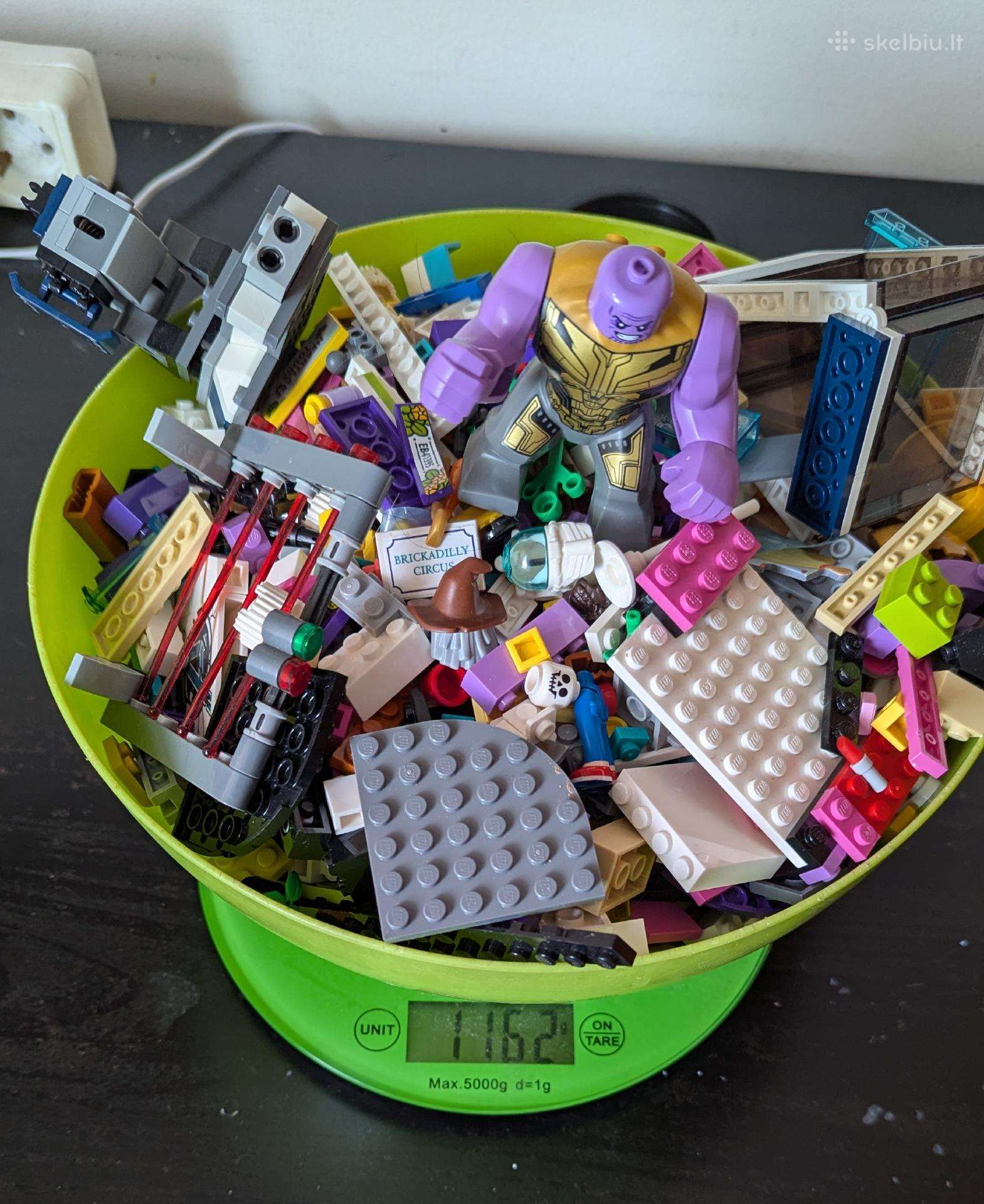 Lego rinkinys ~2.5 kg, Marvel (Thanos) ir Friends