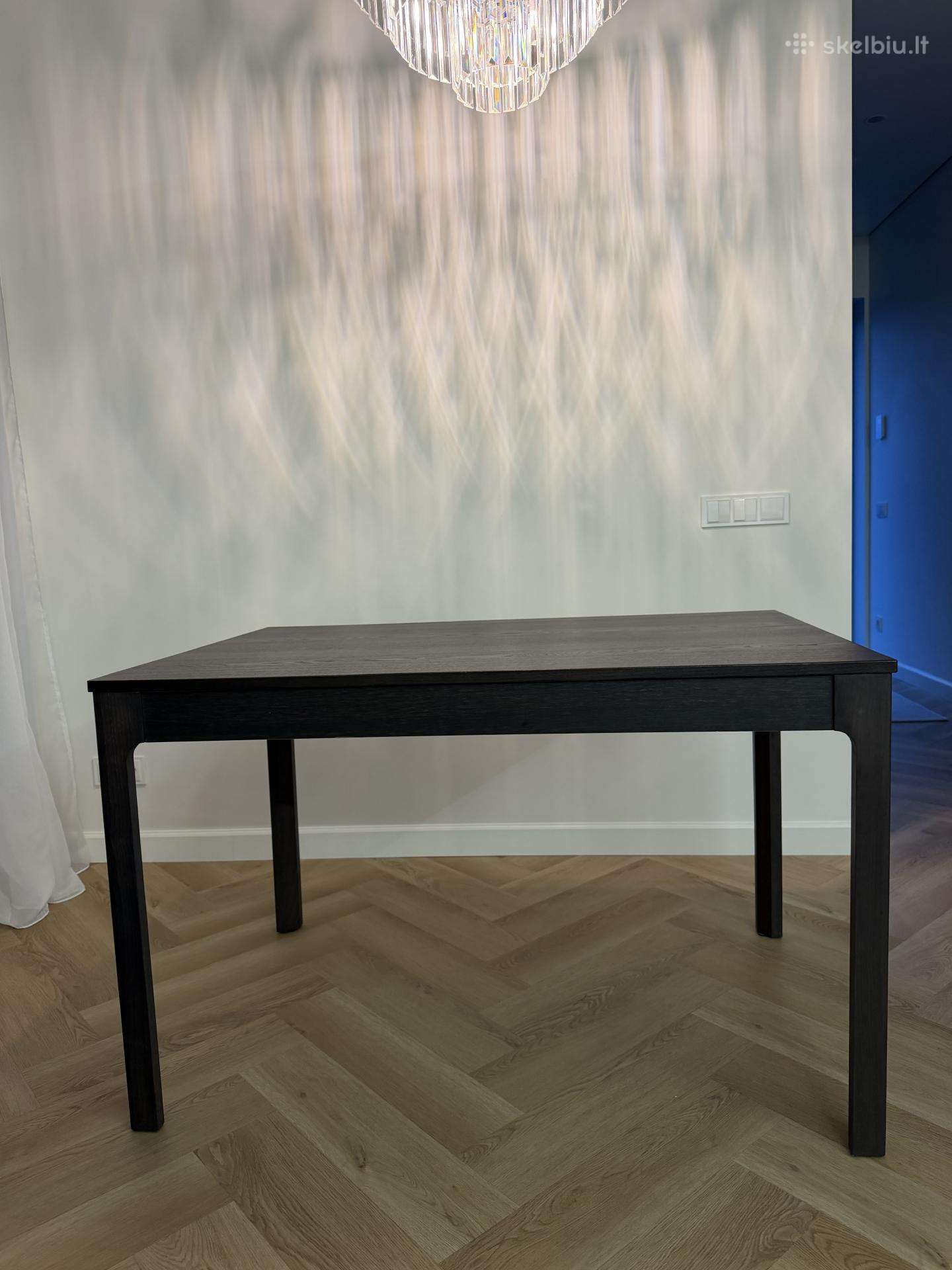 Ikea išskleidžiamas stalas