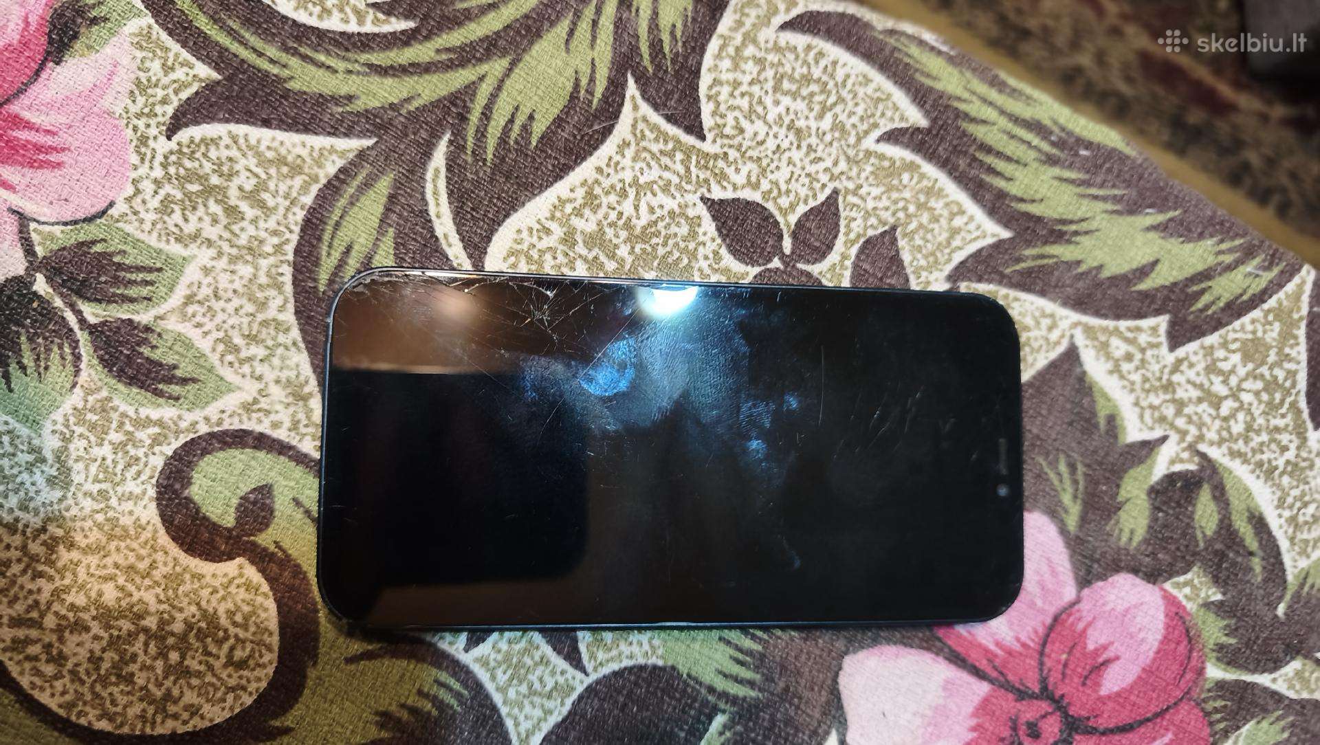 iPhone 12