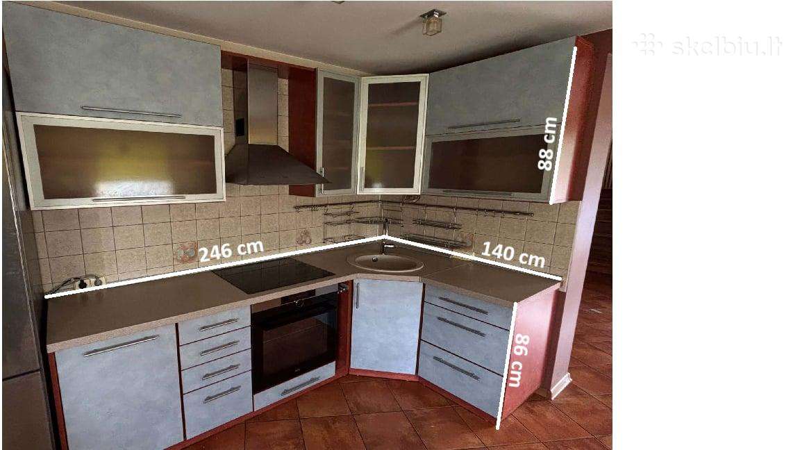 Naudotas virtuvės komplektas