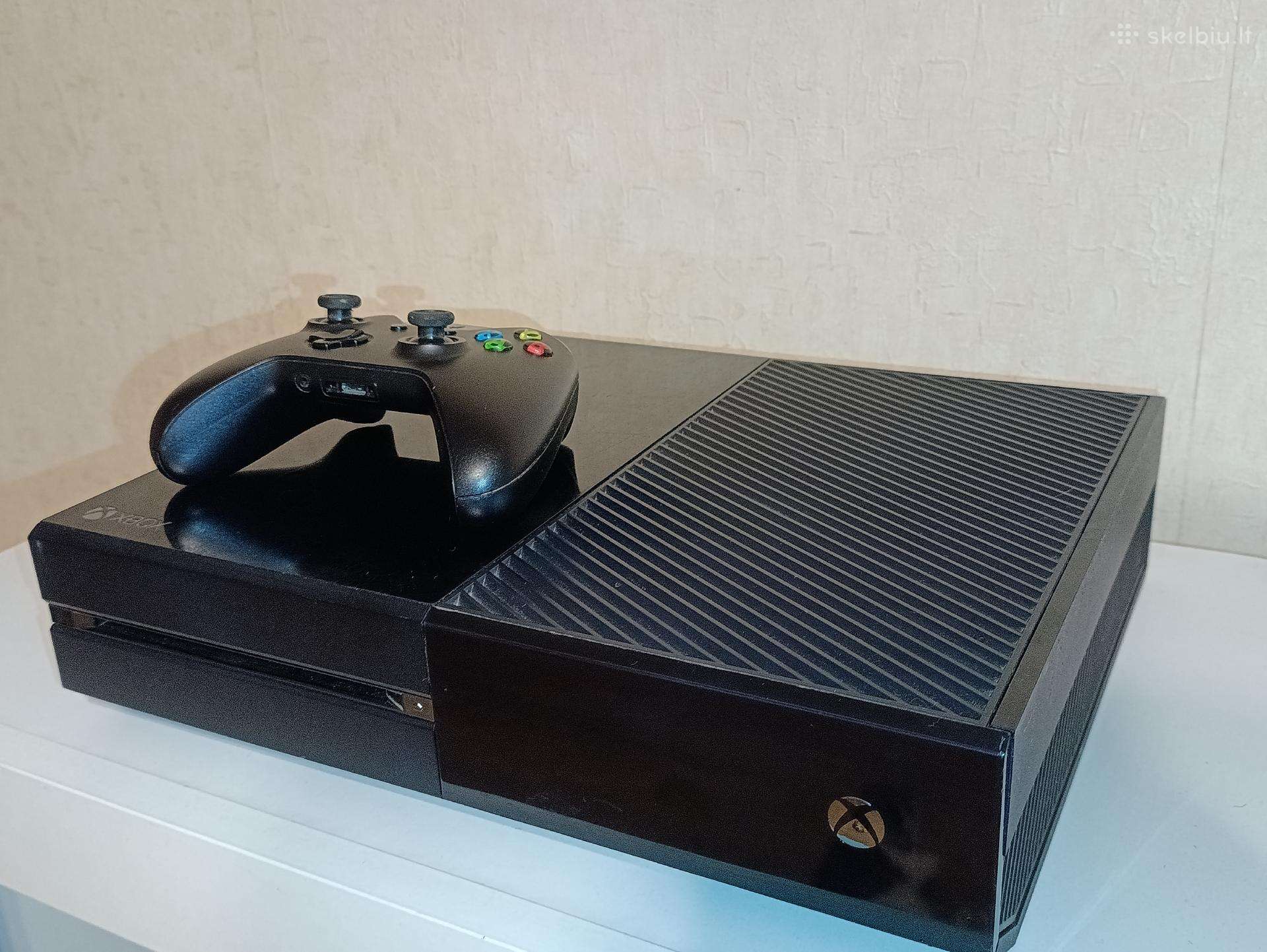 Xbox one su kontroleriu ir laidas