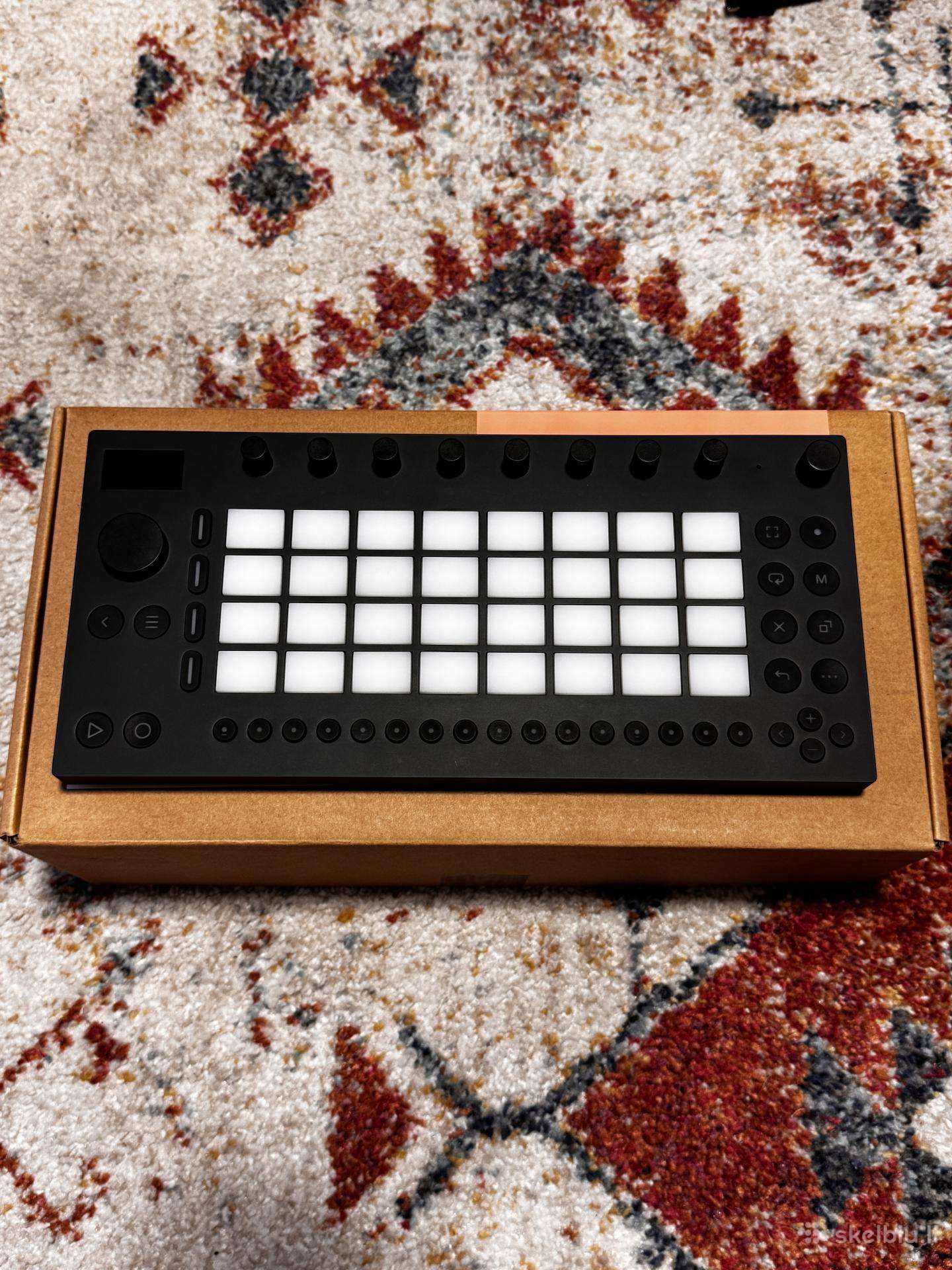 Ableton Move