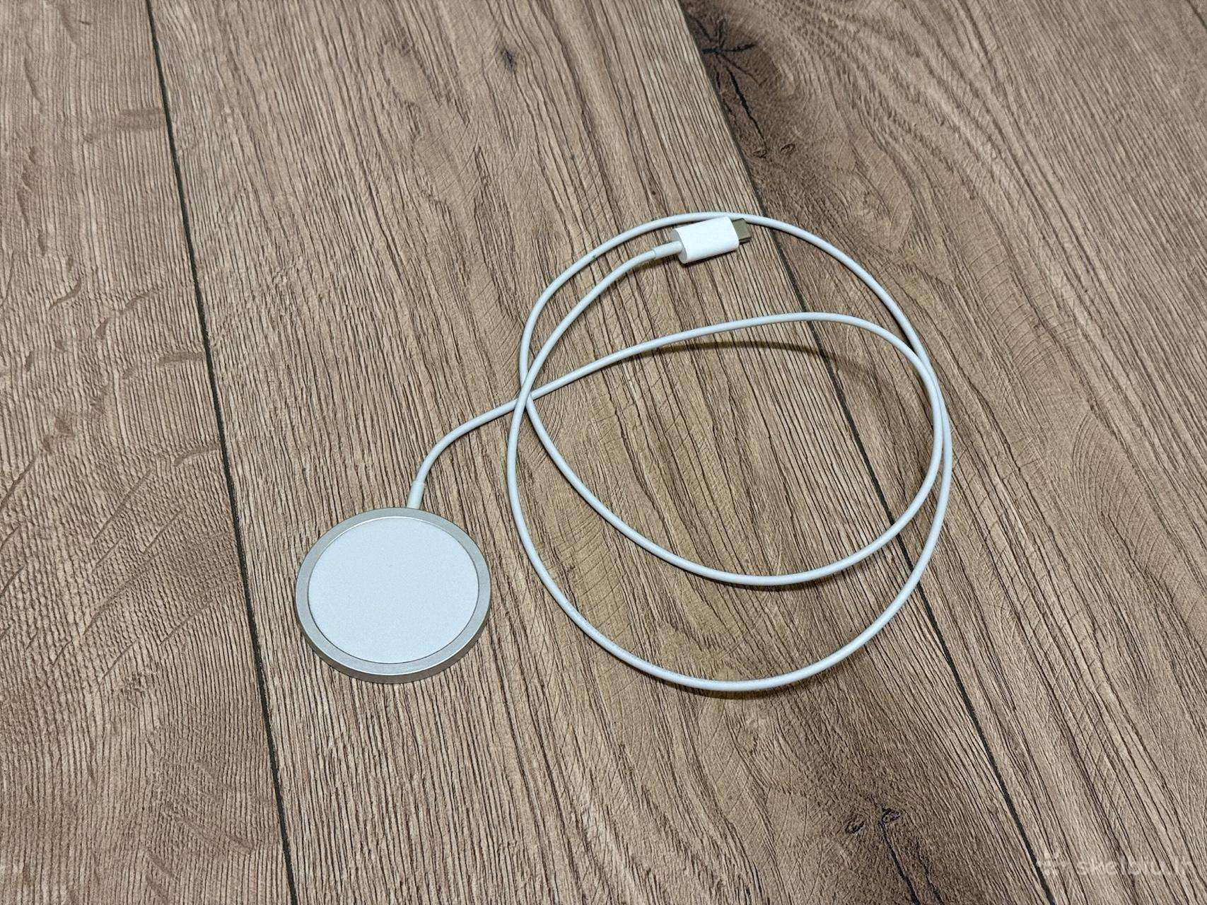 Apple Magsafe Charger, 1m, baltas