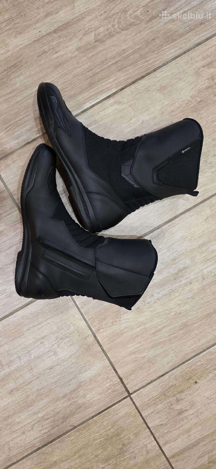 Moto batai