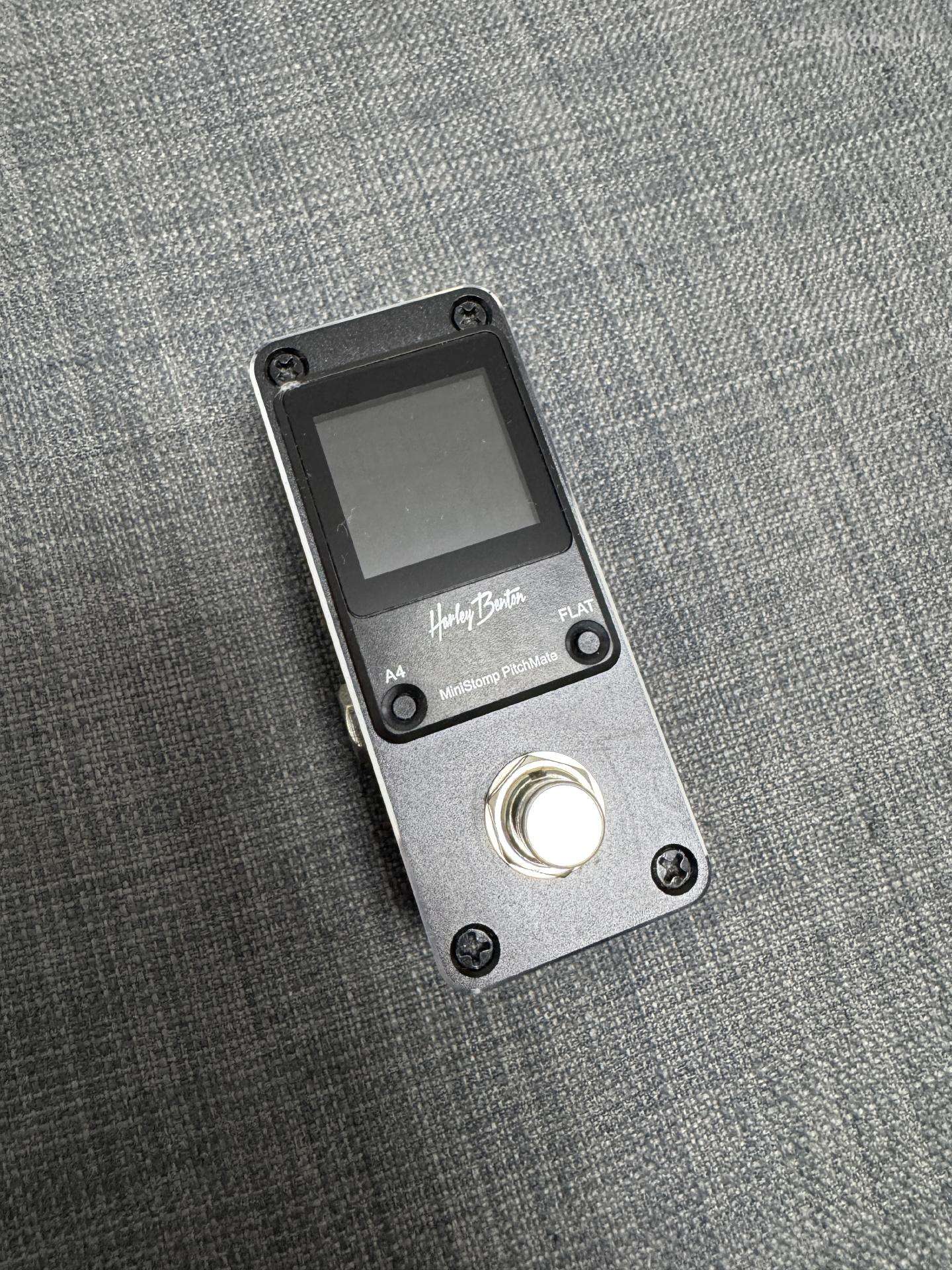 Harley Benton Ministomp Pitchmate gitaros pedalas