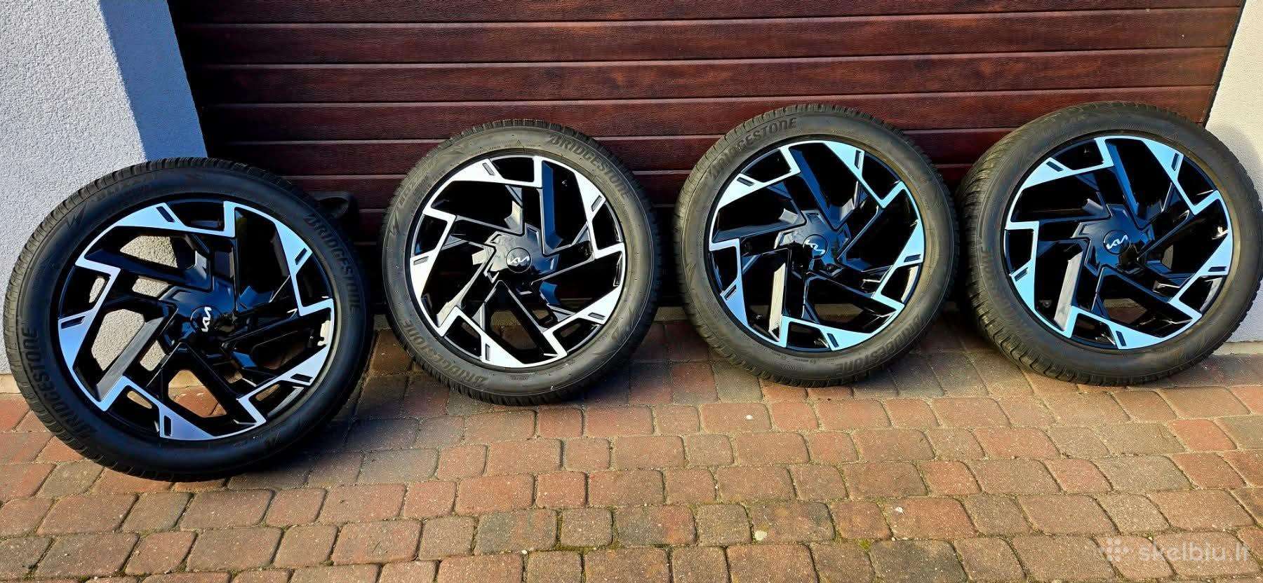 Originalūs Kia Sportage R19 ratai su padangomis